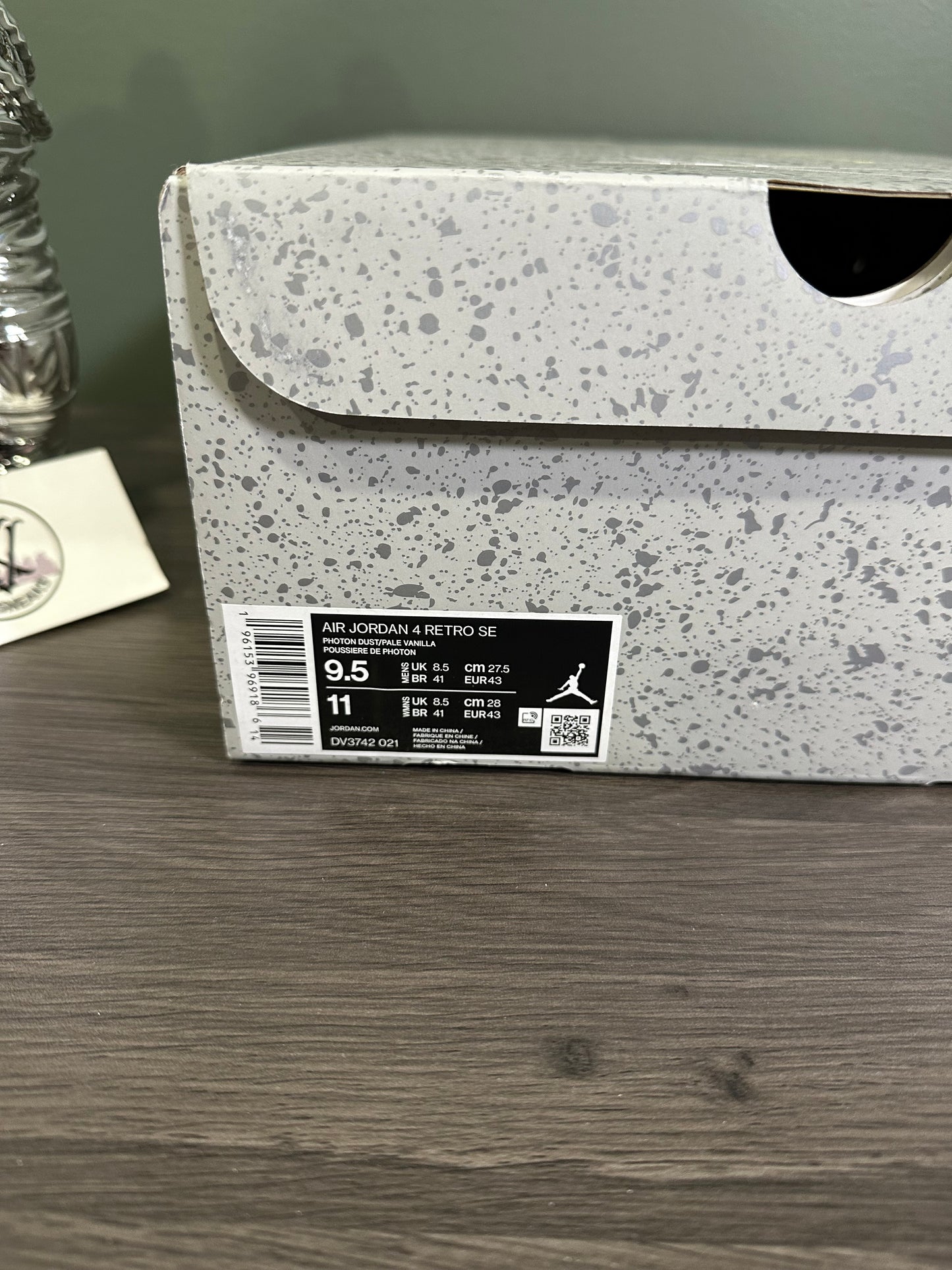 Jordan 4 Craft Photon Dust