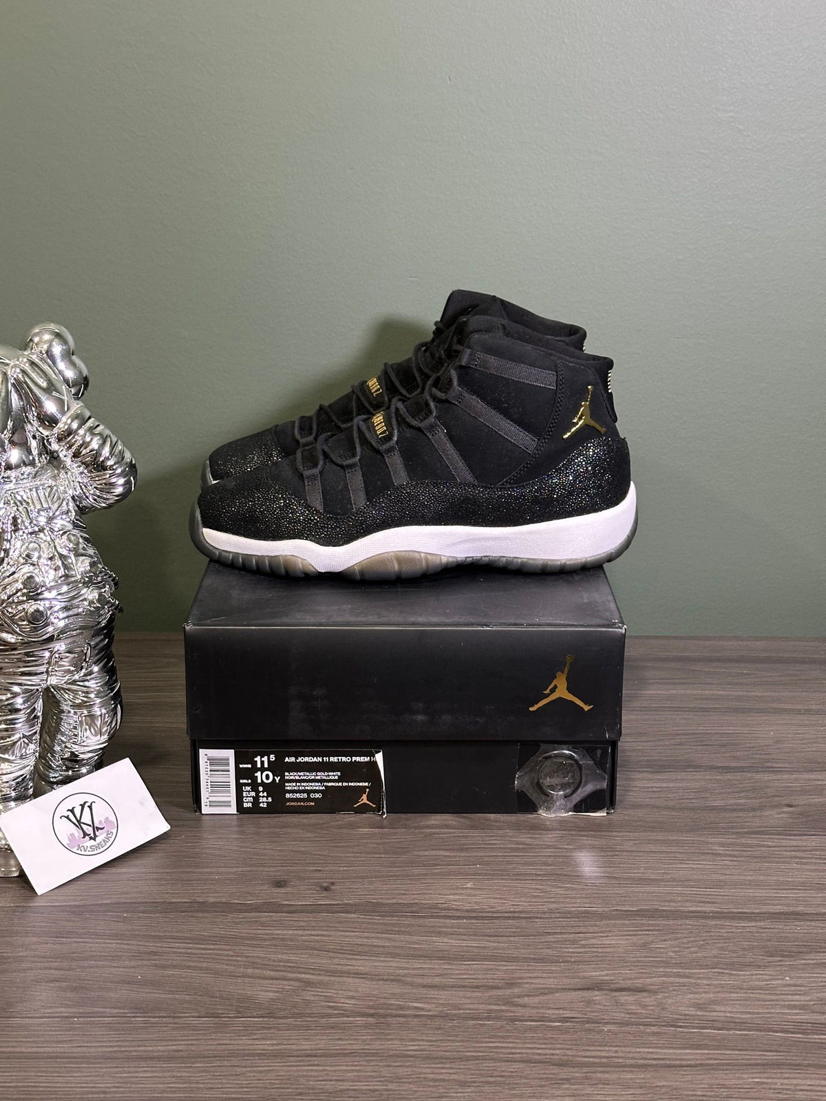 Jordan 11 Retro Heiress Black Stingray (GS)