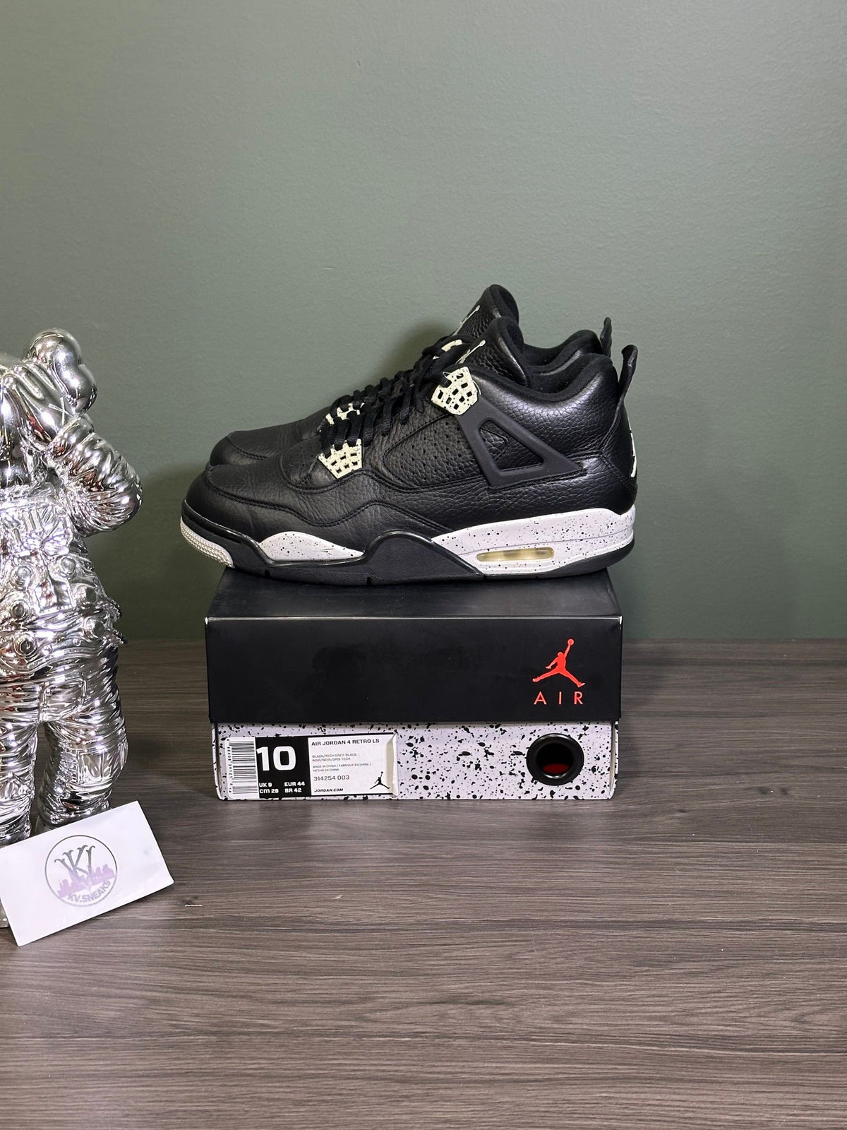 Jordan 4 Retro Oreo (2015)
