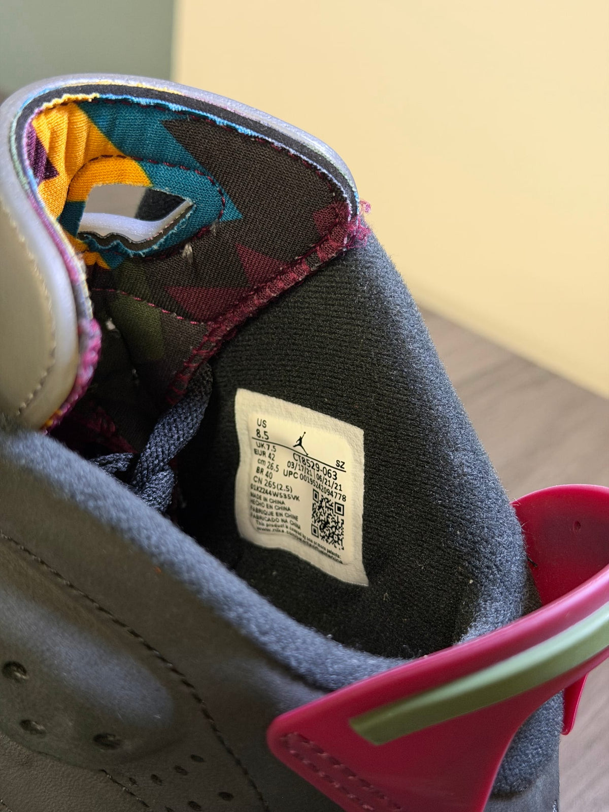 Jordan 6 Retro Bordeaux