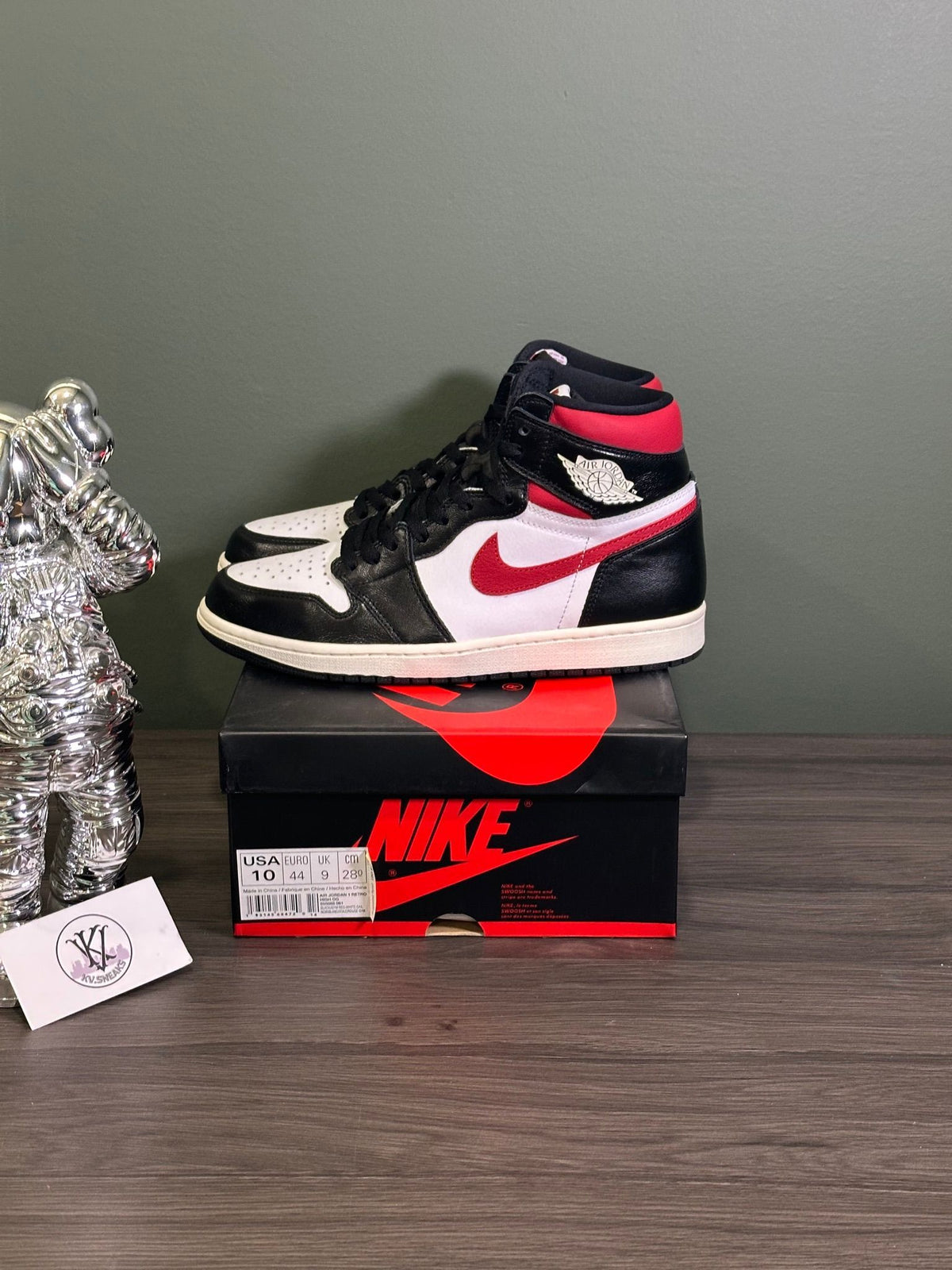 Jordan 1 Retro High Black Gym Red