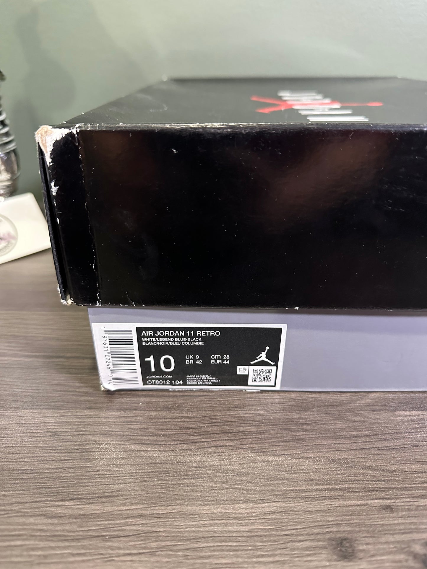 Jordan 11 Legend Blue 2024