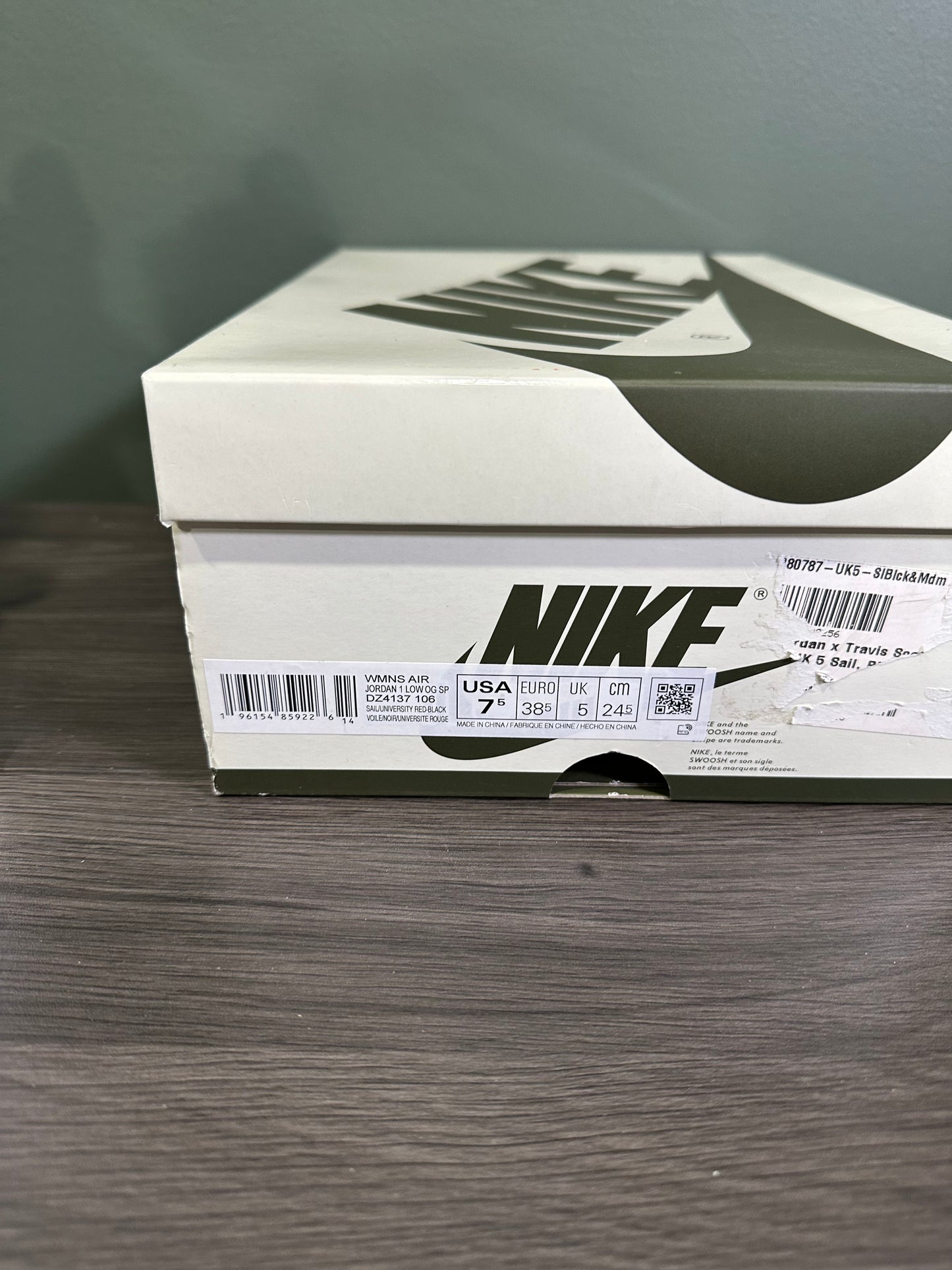 Jordan 1 Low Travis Scott Olive