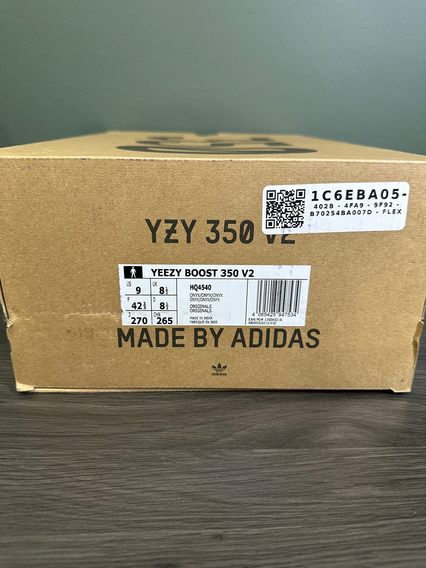 Yeezy 350 Onyx