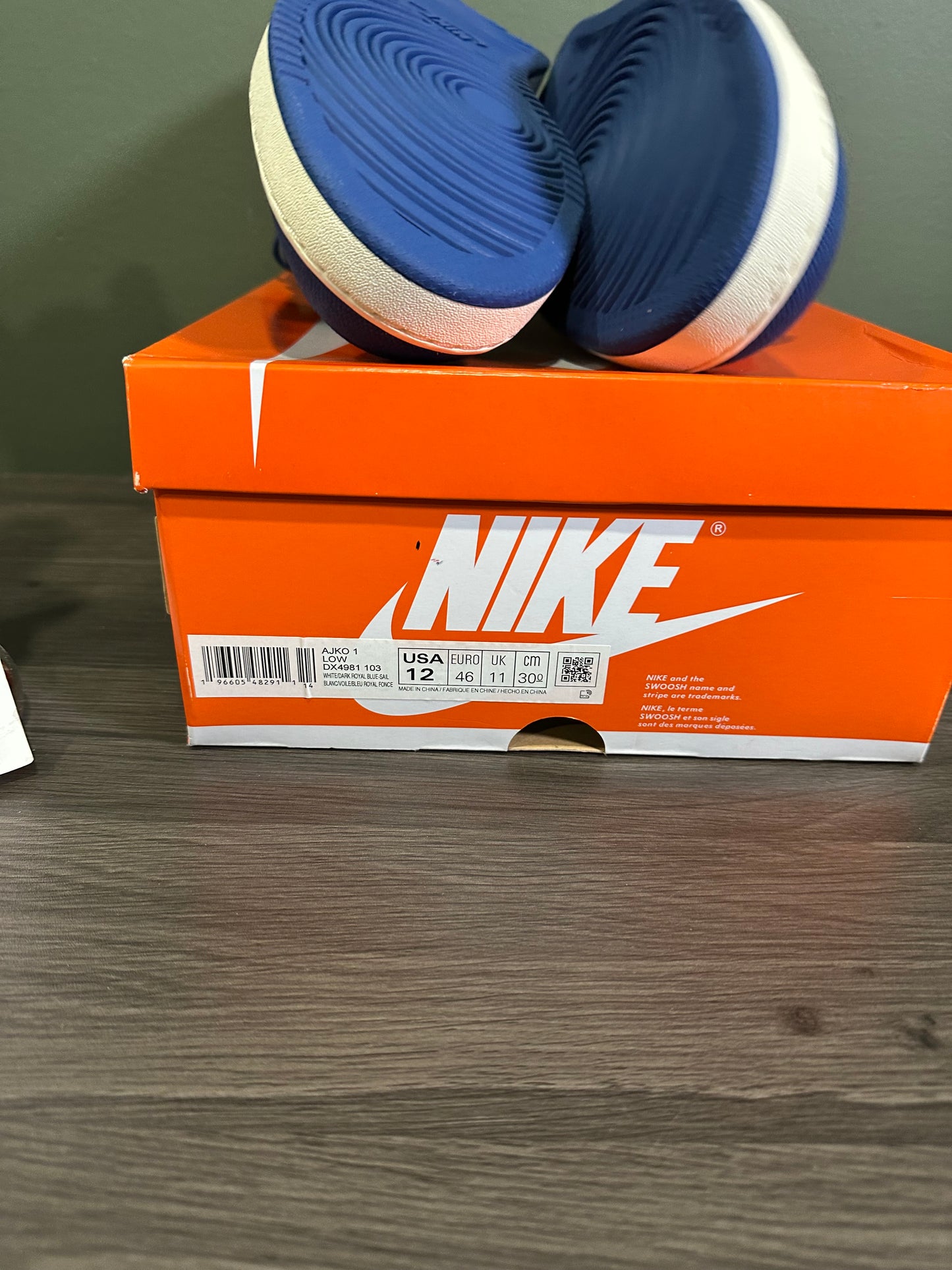 Jordan 1 Low AJKO Kentucky