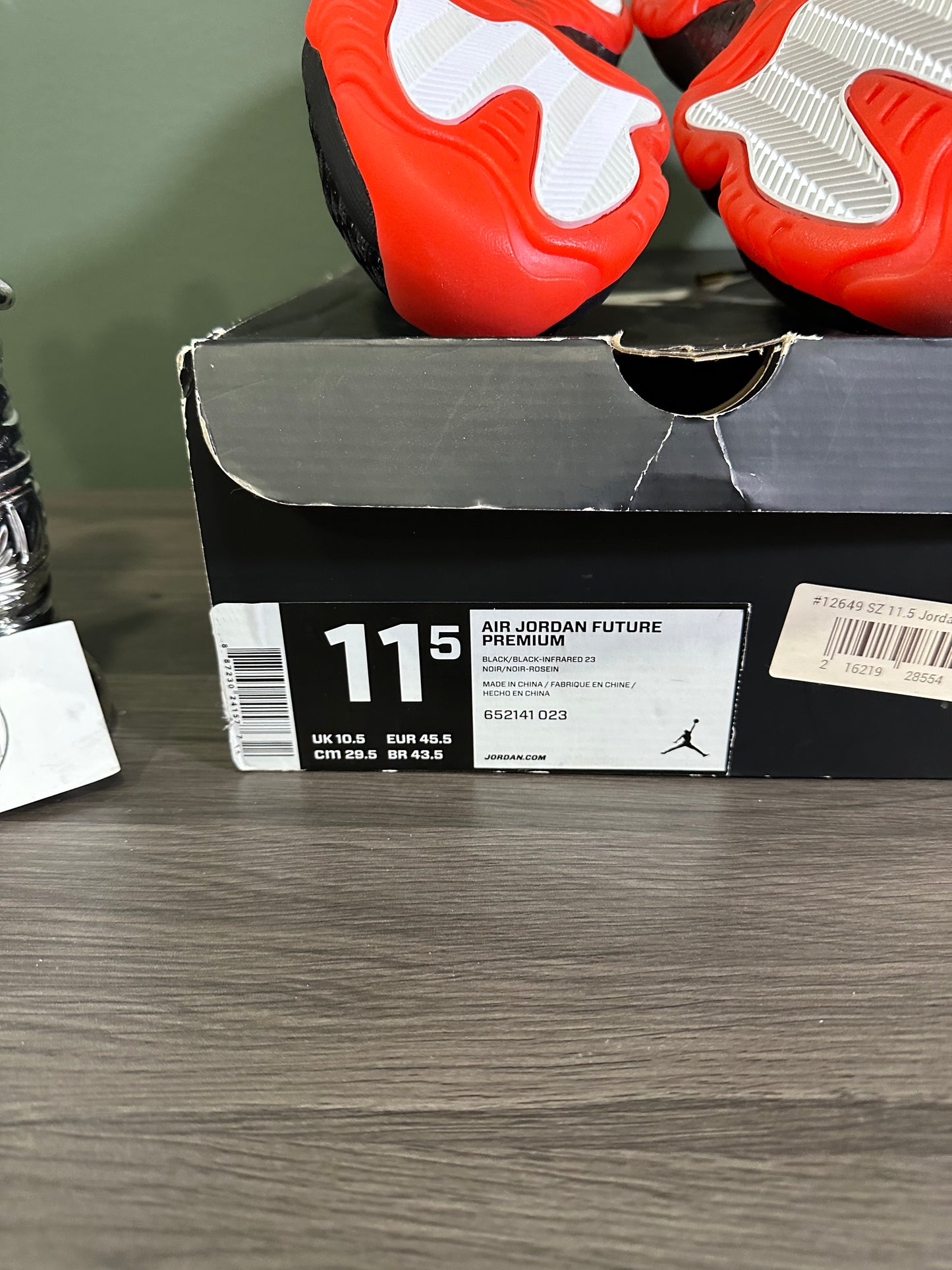 Jordan Future Premium Black Infrared 23