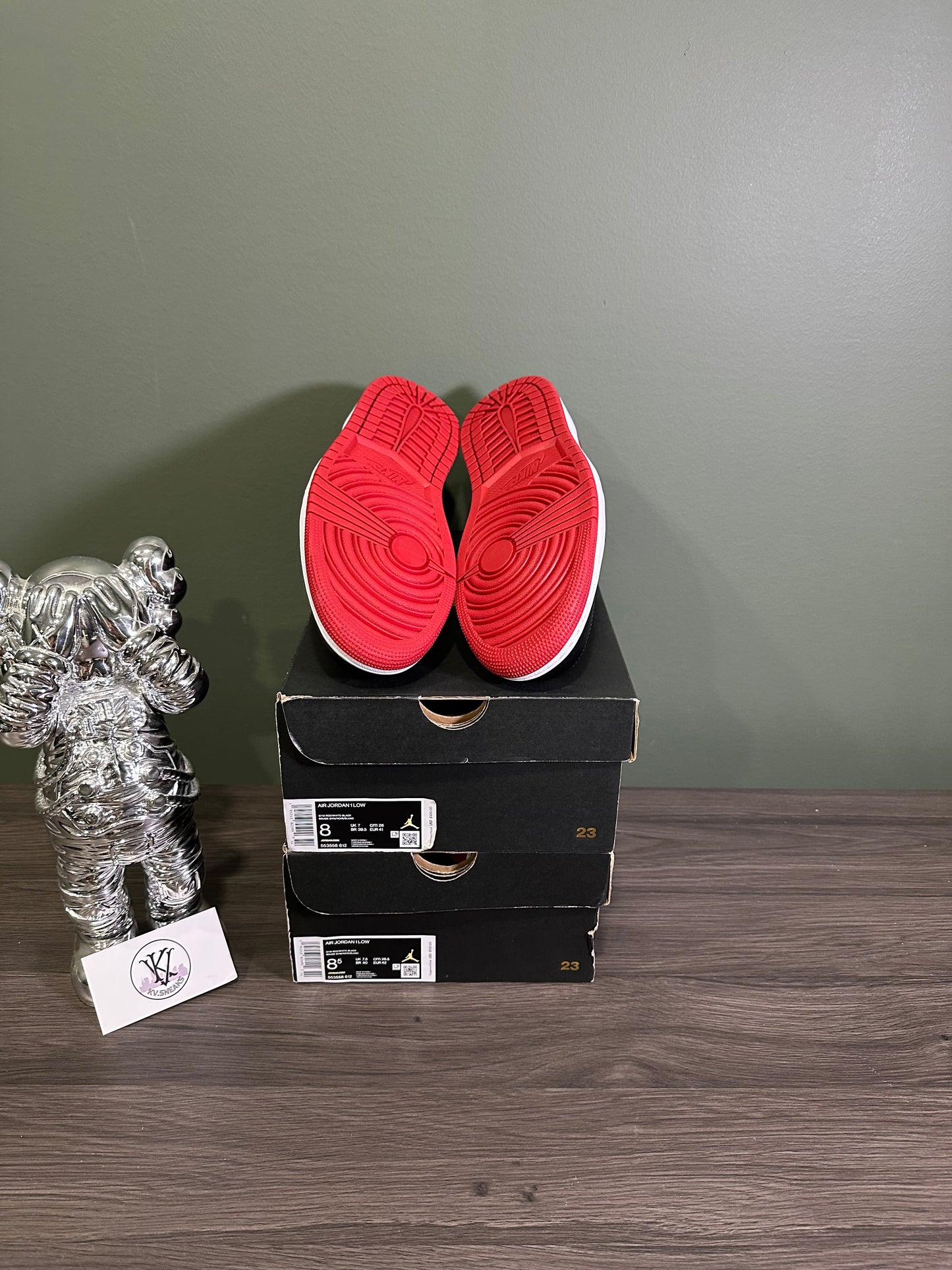 Jordan 1 Low Bred Toe