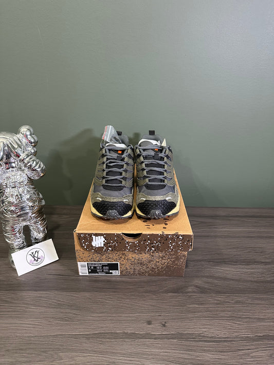 Nike Air Terra Humara Undefeated Cargo Khaki