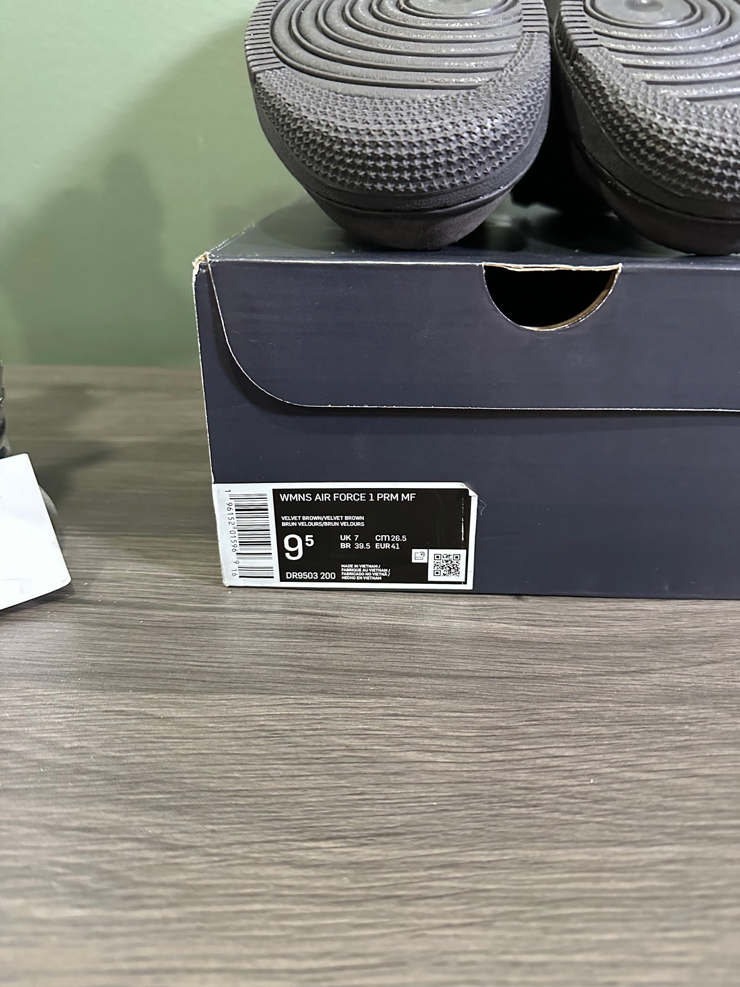 Air Force 1 PRM Velvet Brown