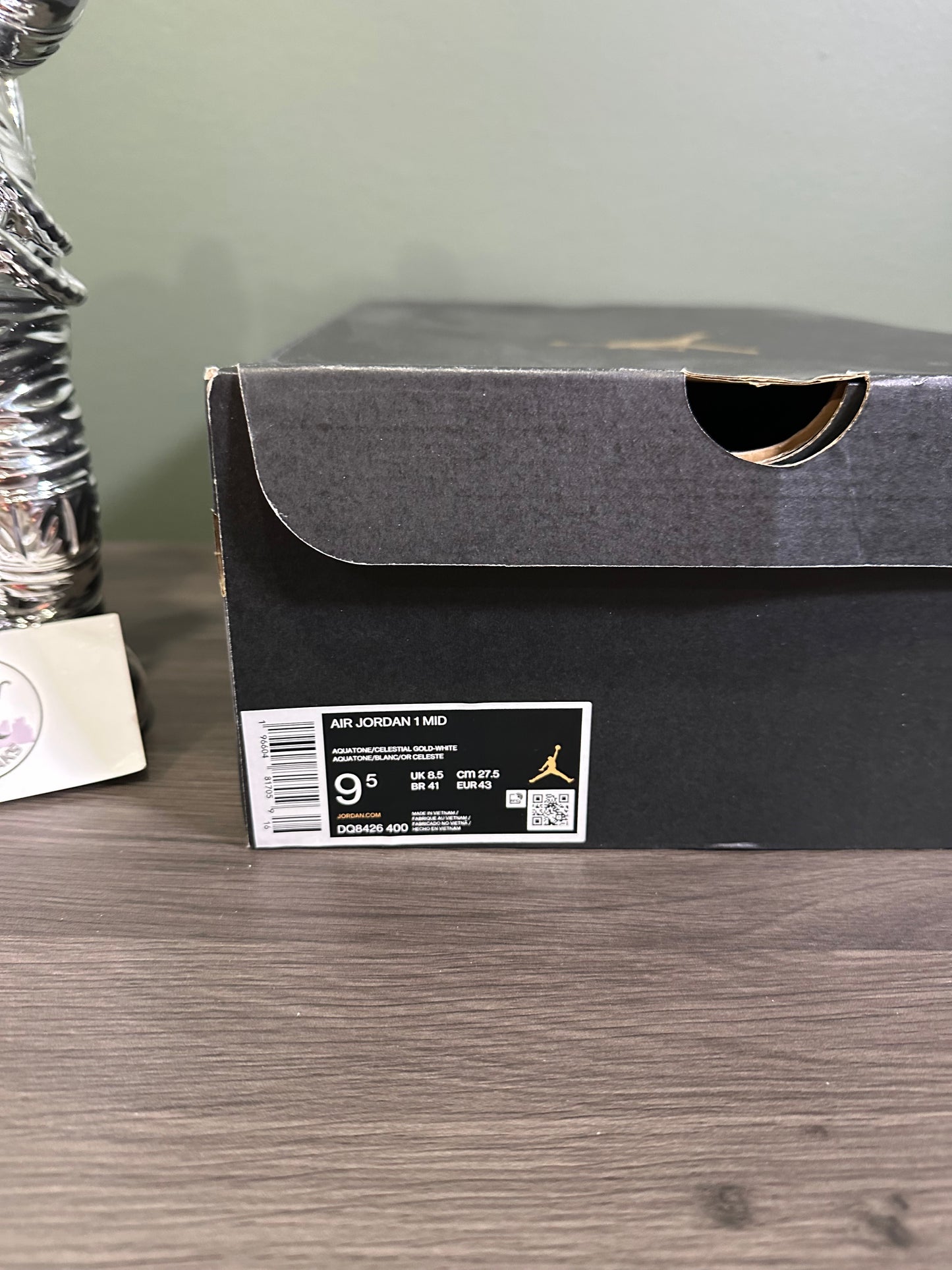 Jordan 1 Mid Aquatone