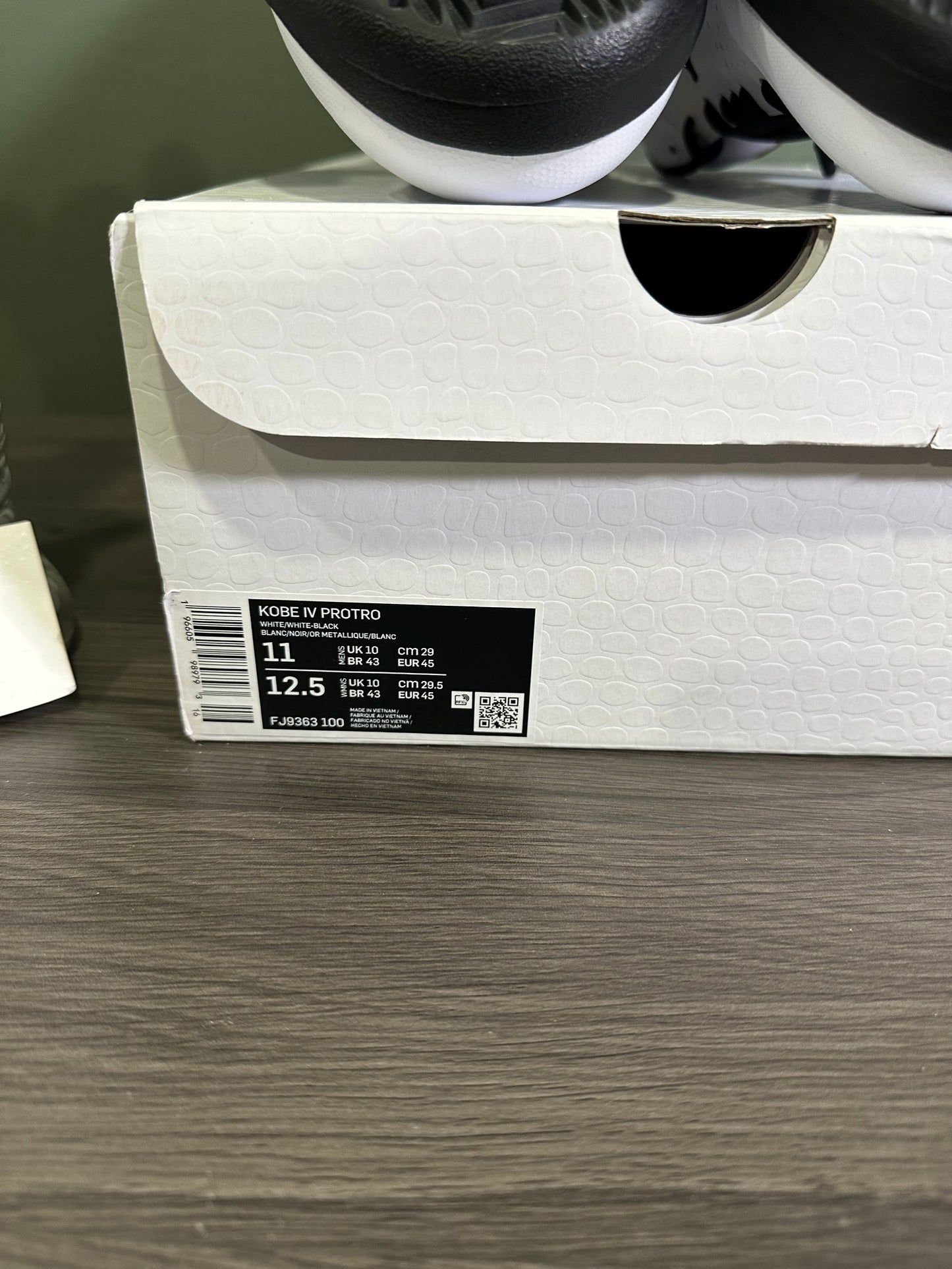 Kobe 4 Protro Mambacita Gigi