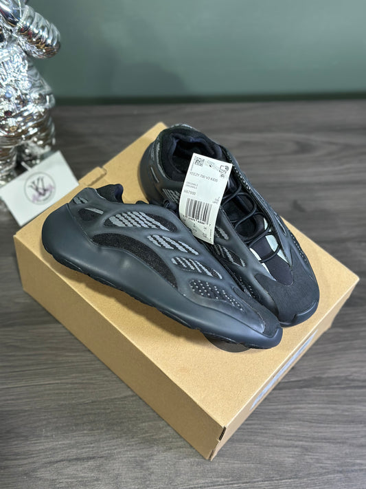Yeezy 700 V3 Alvah (Kids)