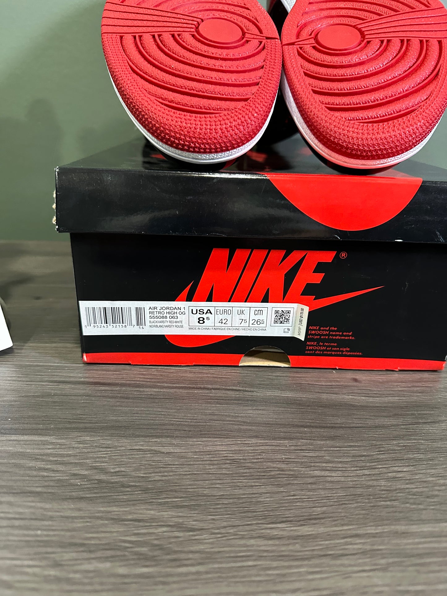 Jordan 1 High Patent Bred