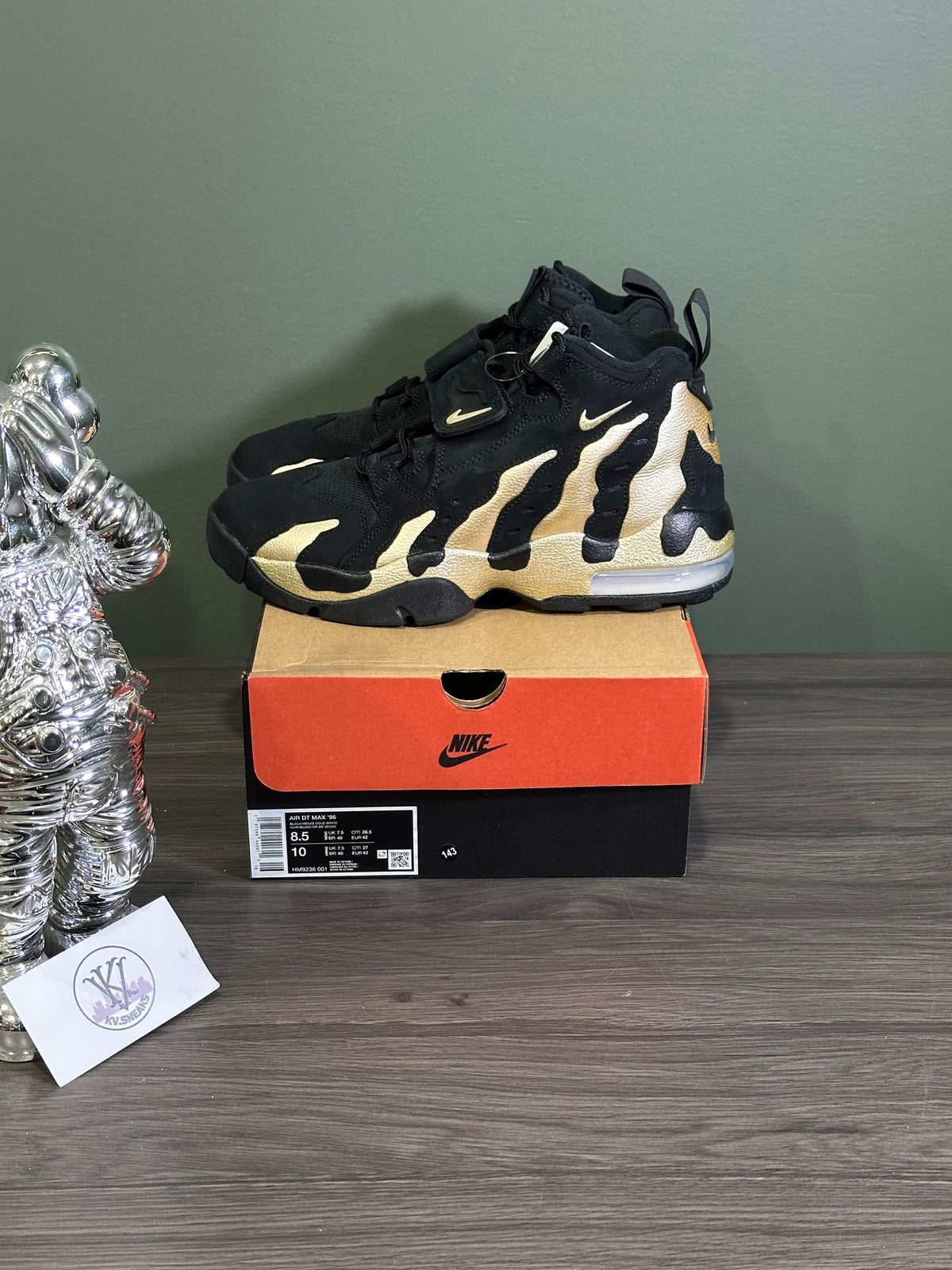 Nike Air DT Max '96 Black Vegas Gold