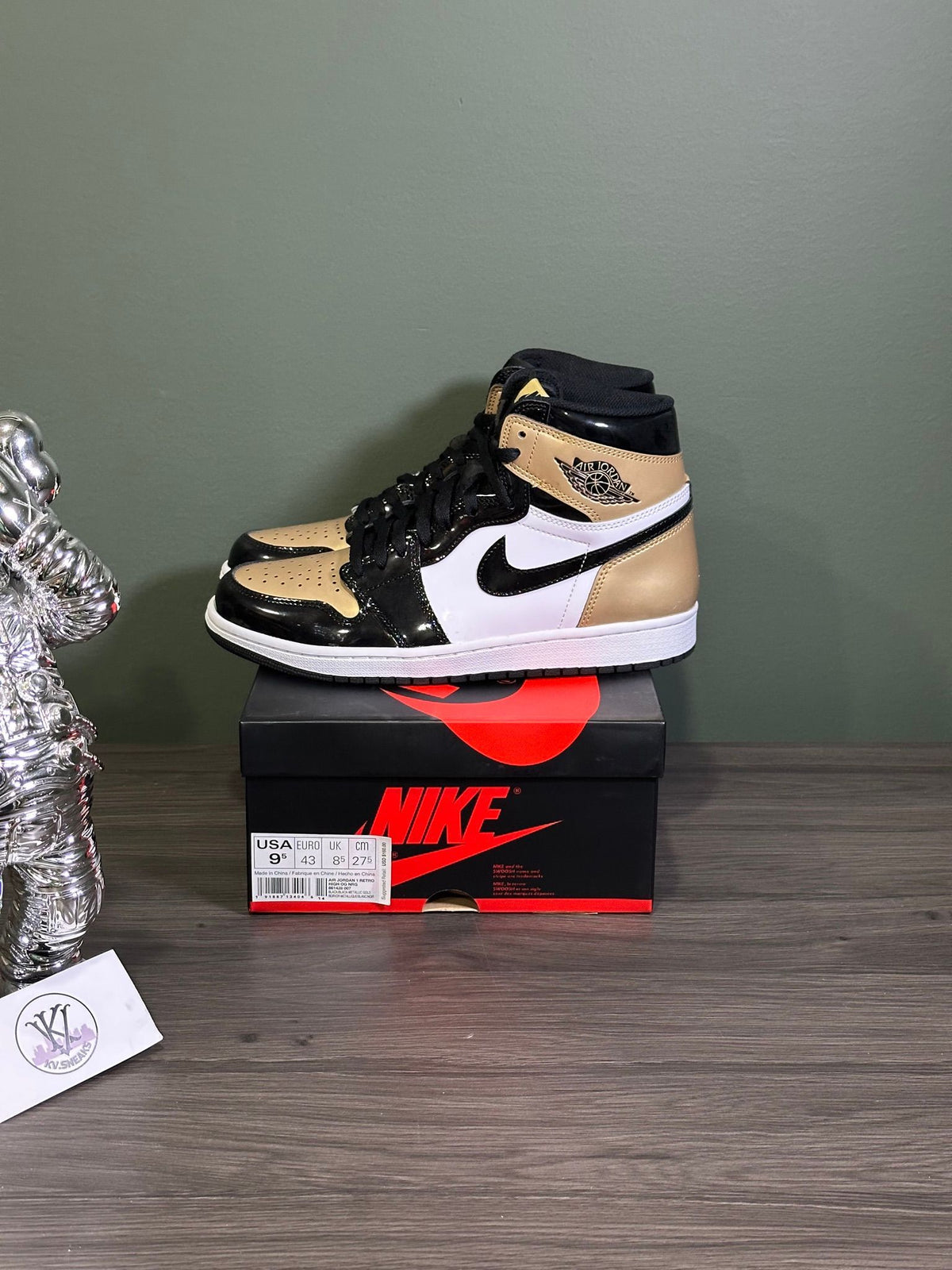 Jordan 1 Retro High NRG Patent Gold Toe