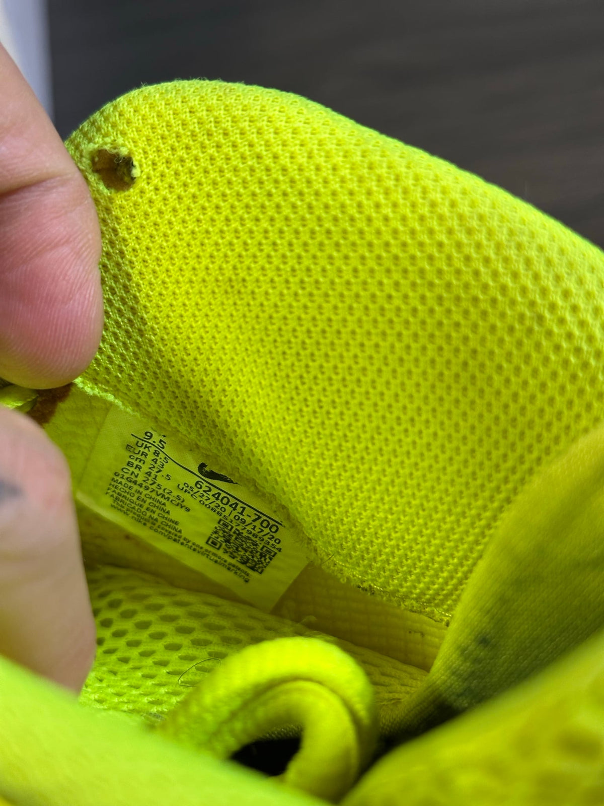 Nike Air Foamposite Pro Volt (2021)