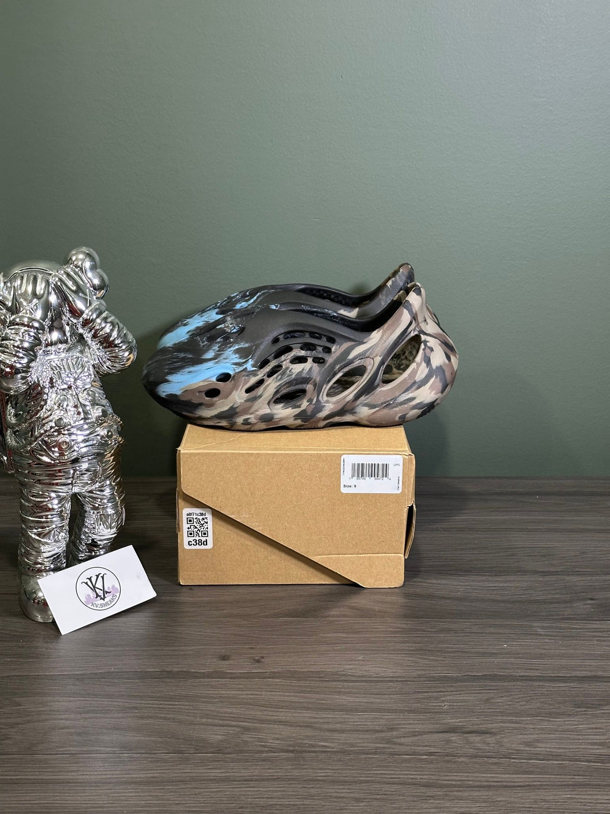 adidas Yeezy Foam RNR MX Cinder
