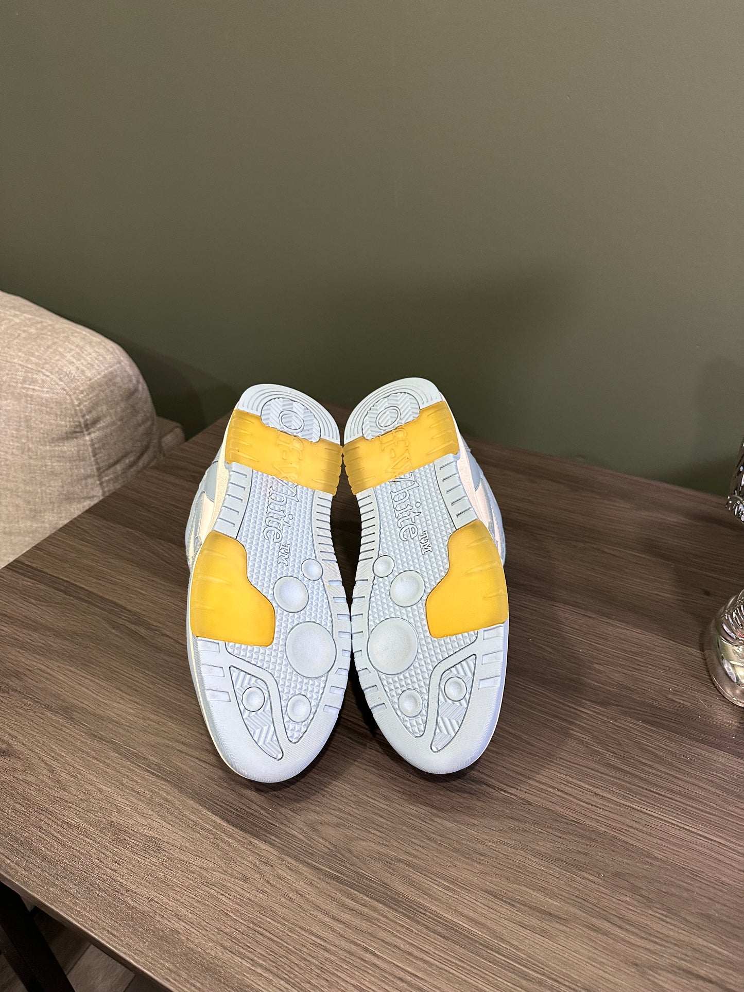 Off-White Out Of Office Baby Blue