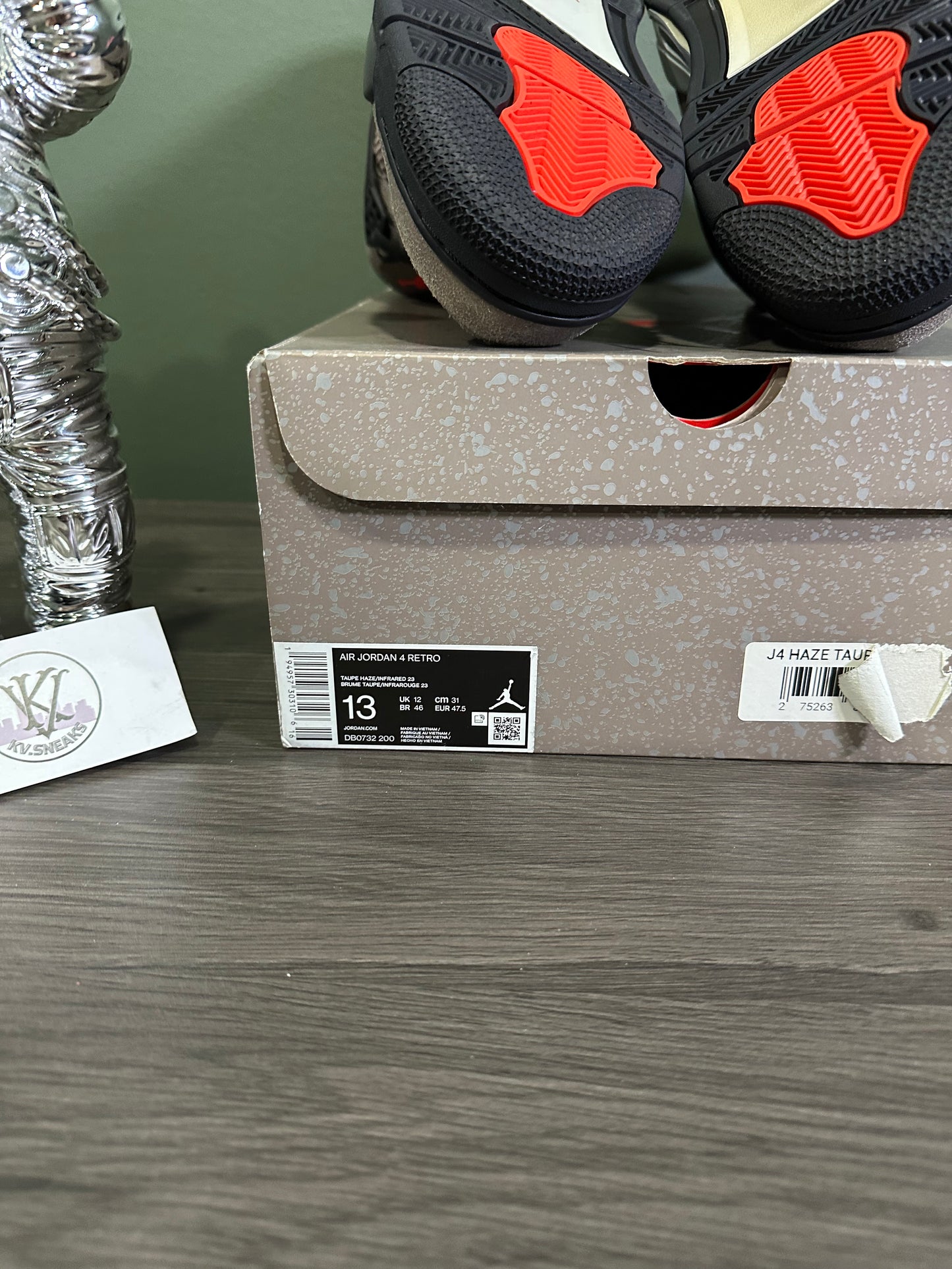 Jordan 4 Taupe Haze