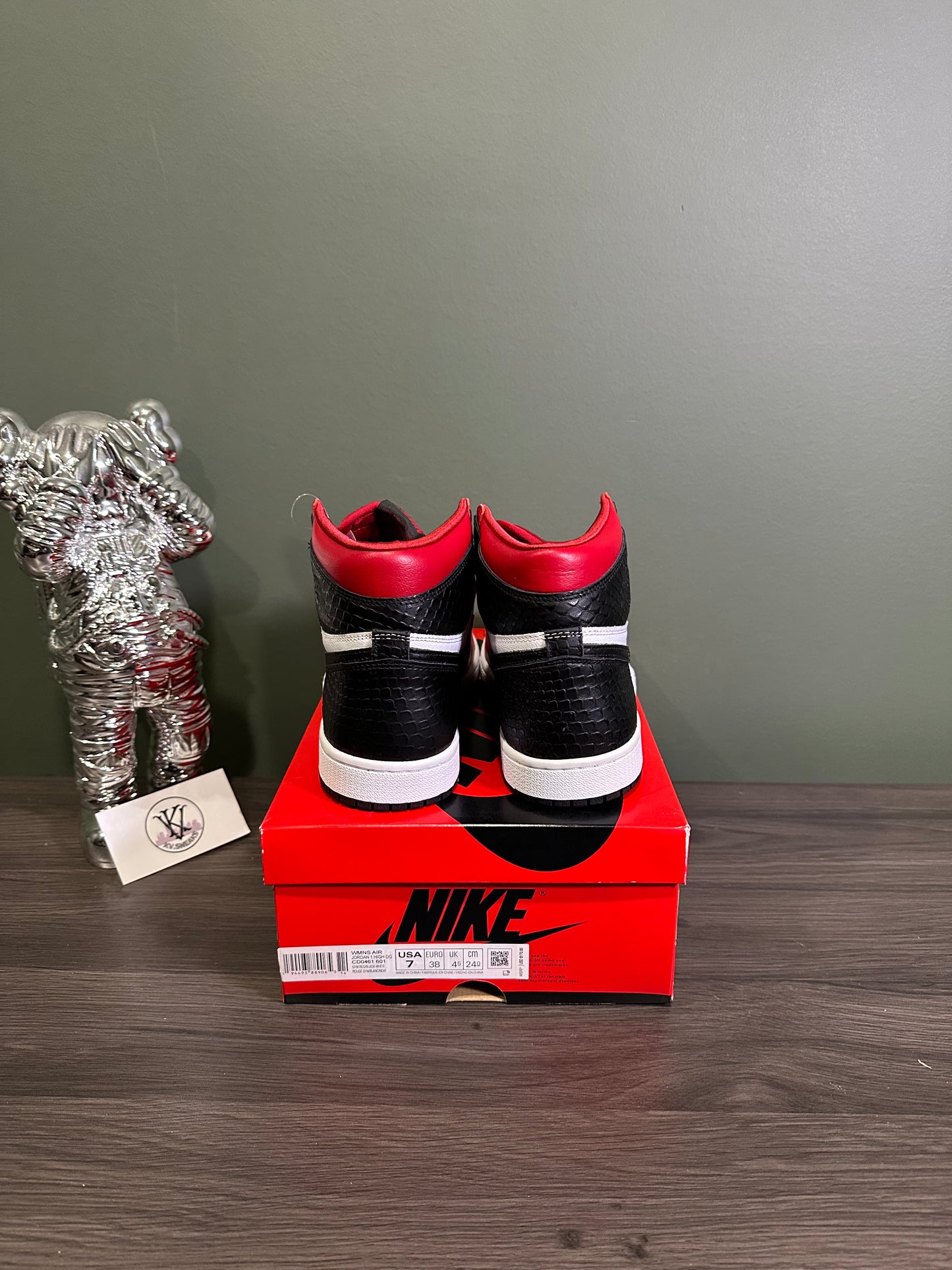 Jordan 1 High Satin Snake Chicago