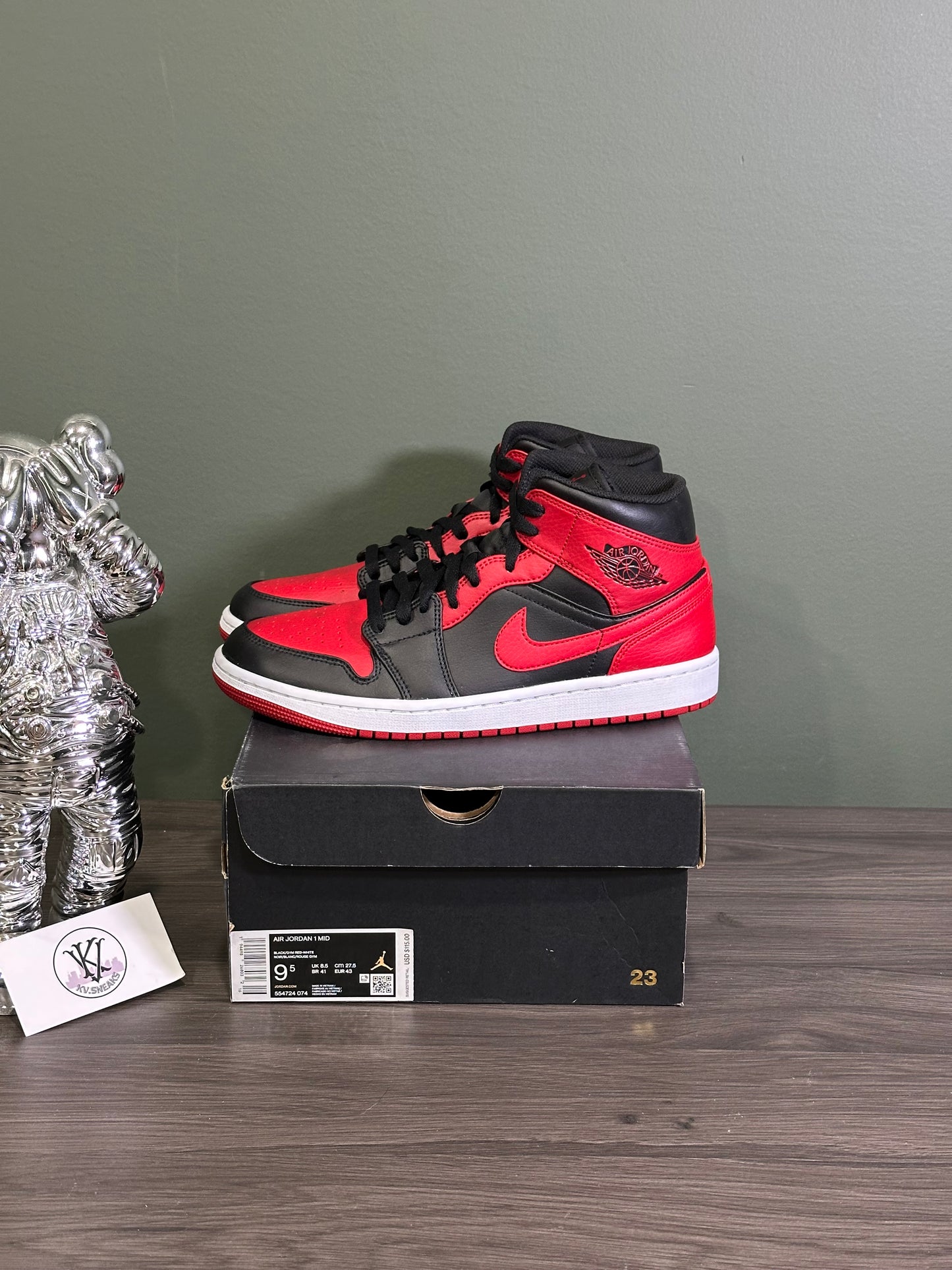 Jordan 1 Mid Banned 2020