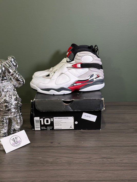 Jordan 8 Retro Bugs Bunny (2013) (NE-YO Charity Auction)