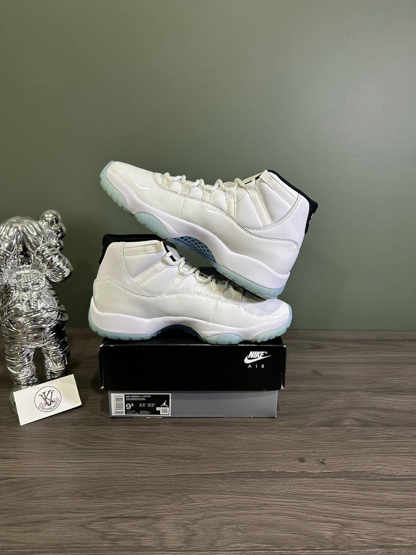 Jordan 11 Legend Blue 2024