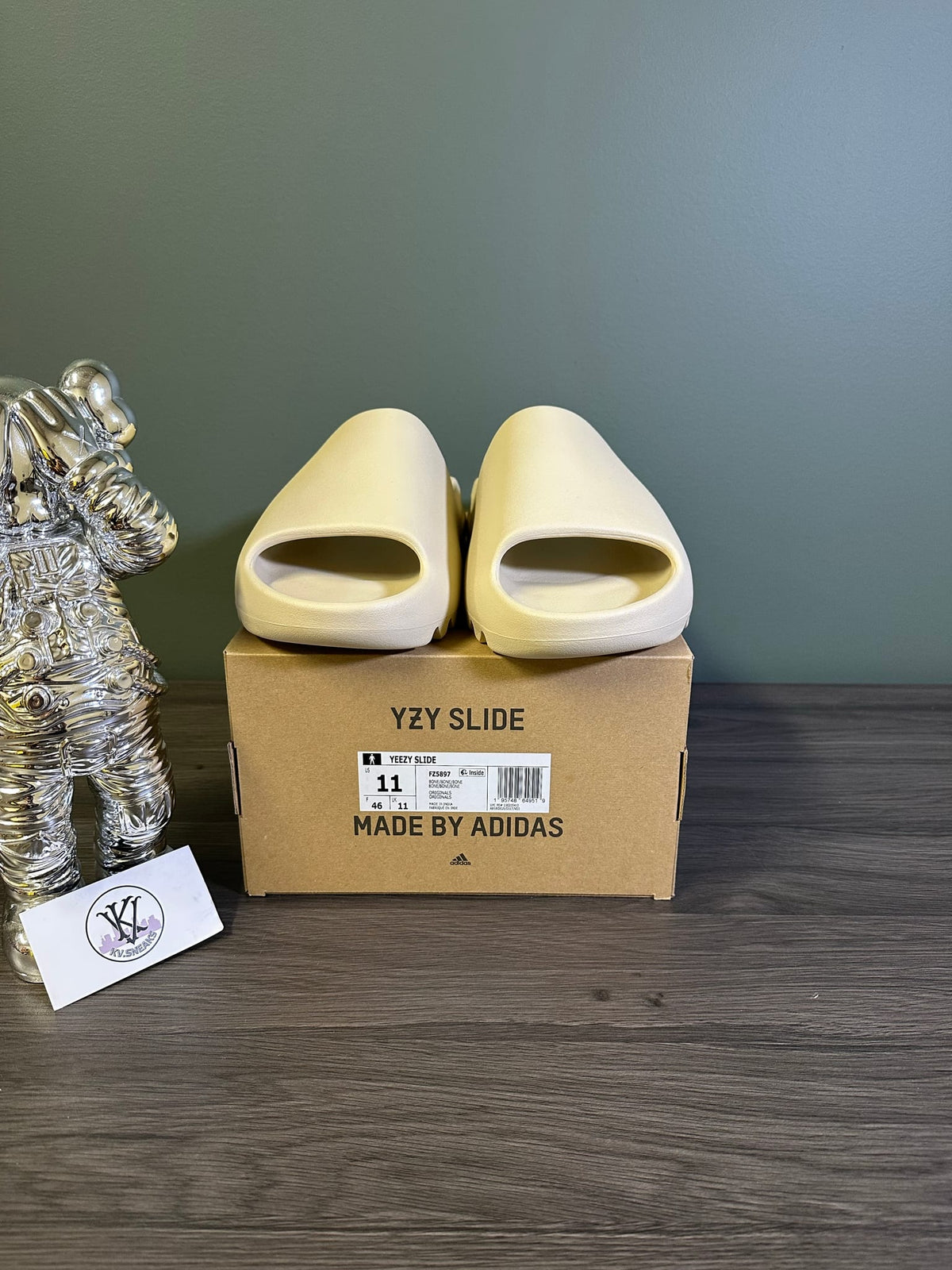 adidas Yeezy Slide Bone (2022/2023 Restock)