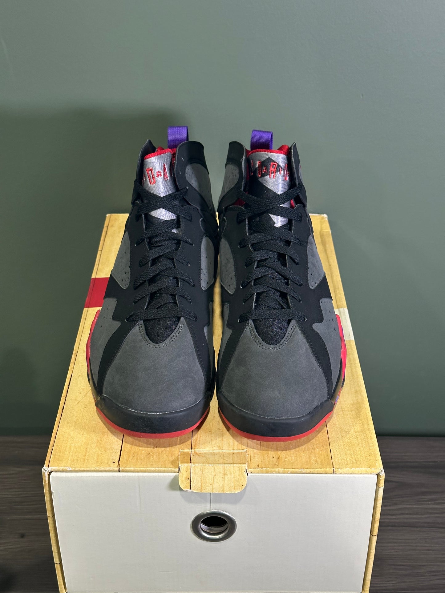 Jordan Defining Moments Pack (7/7)