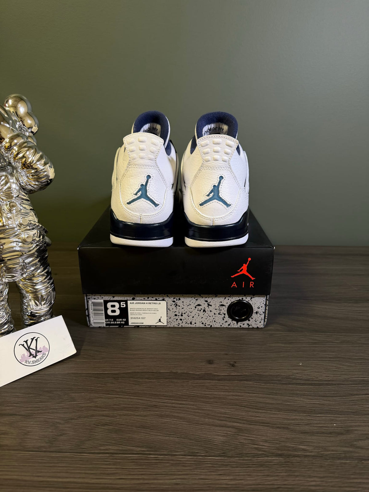 Jordan 4 Retro Columbia (2015)