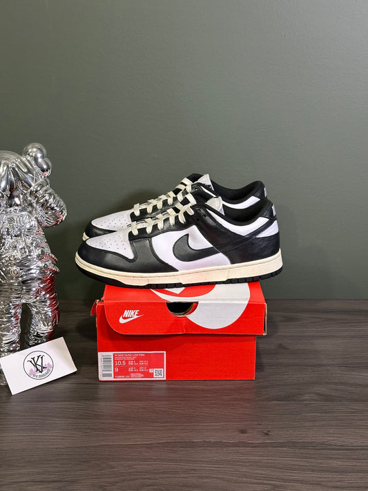 Dunk Low Vintage Panda