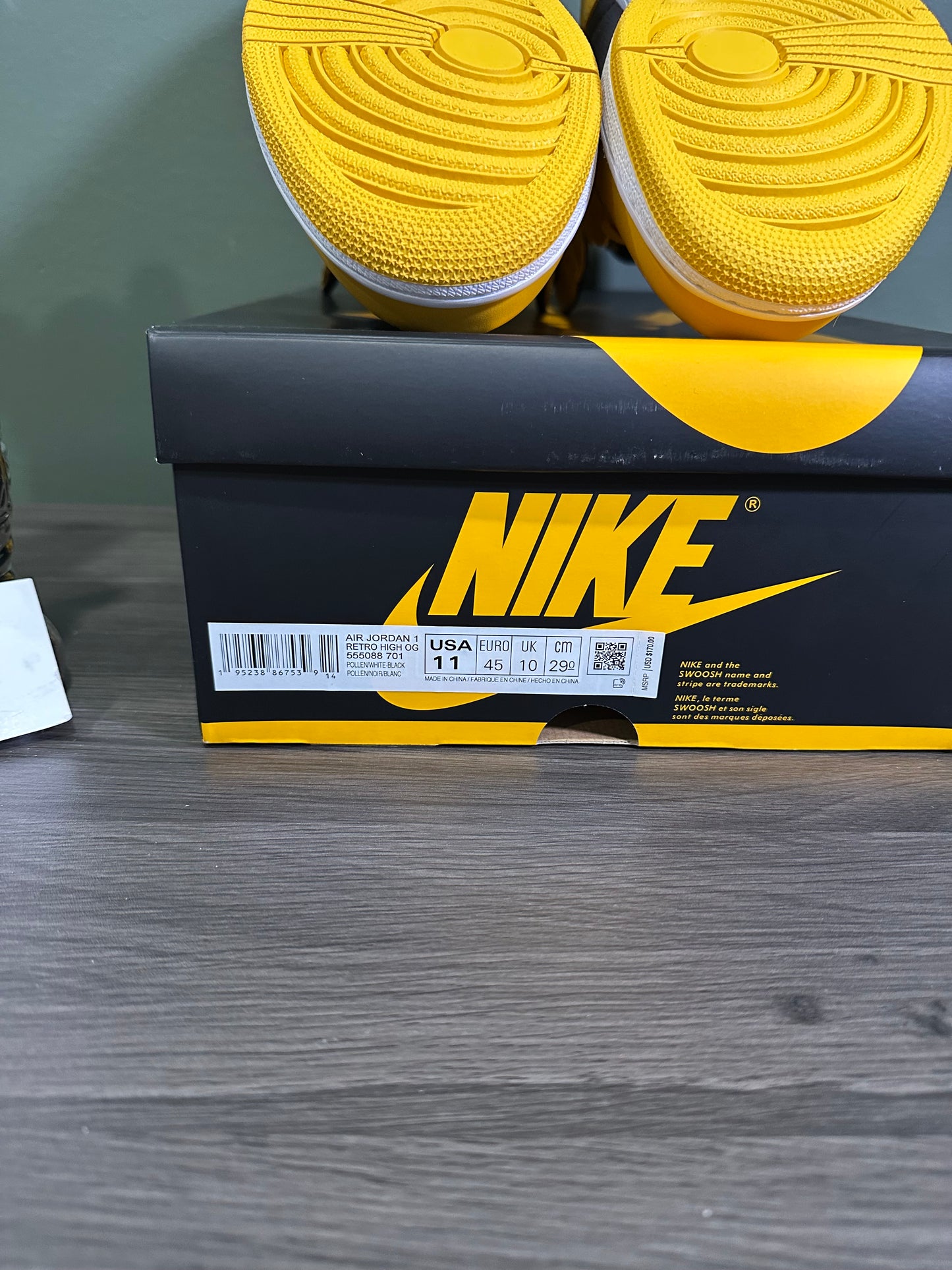 Jordan 1 High Pollen