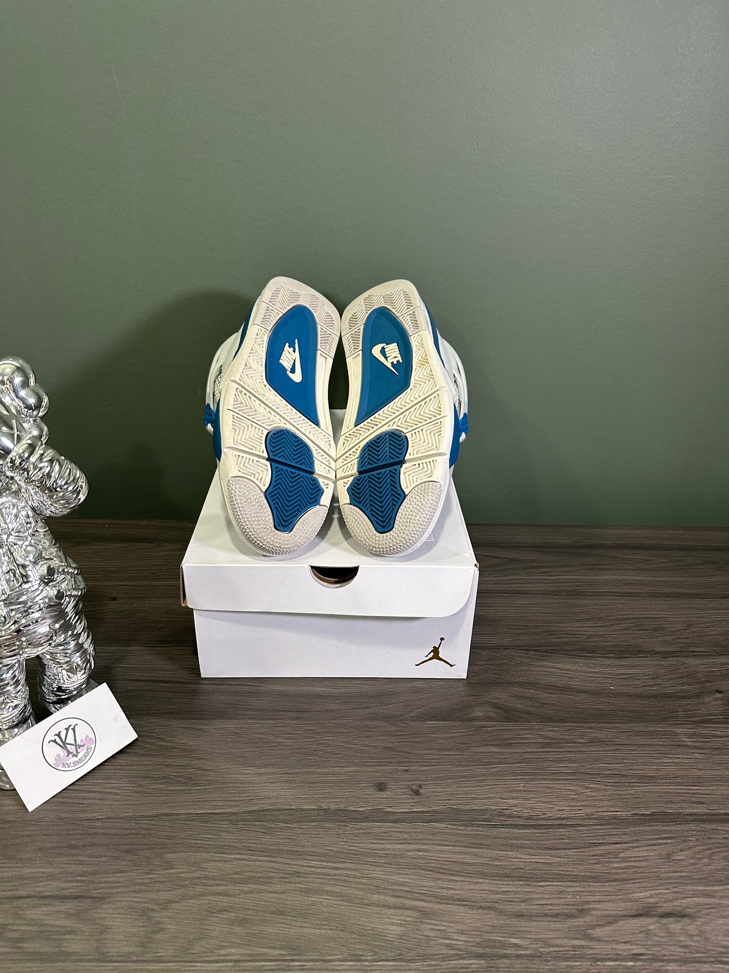Jordan 4 Military Blue 2024