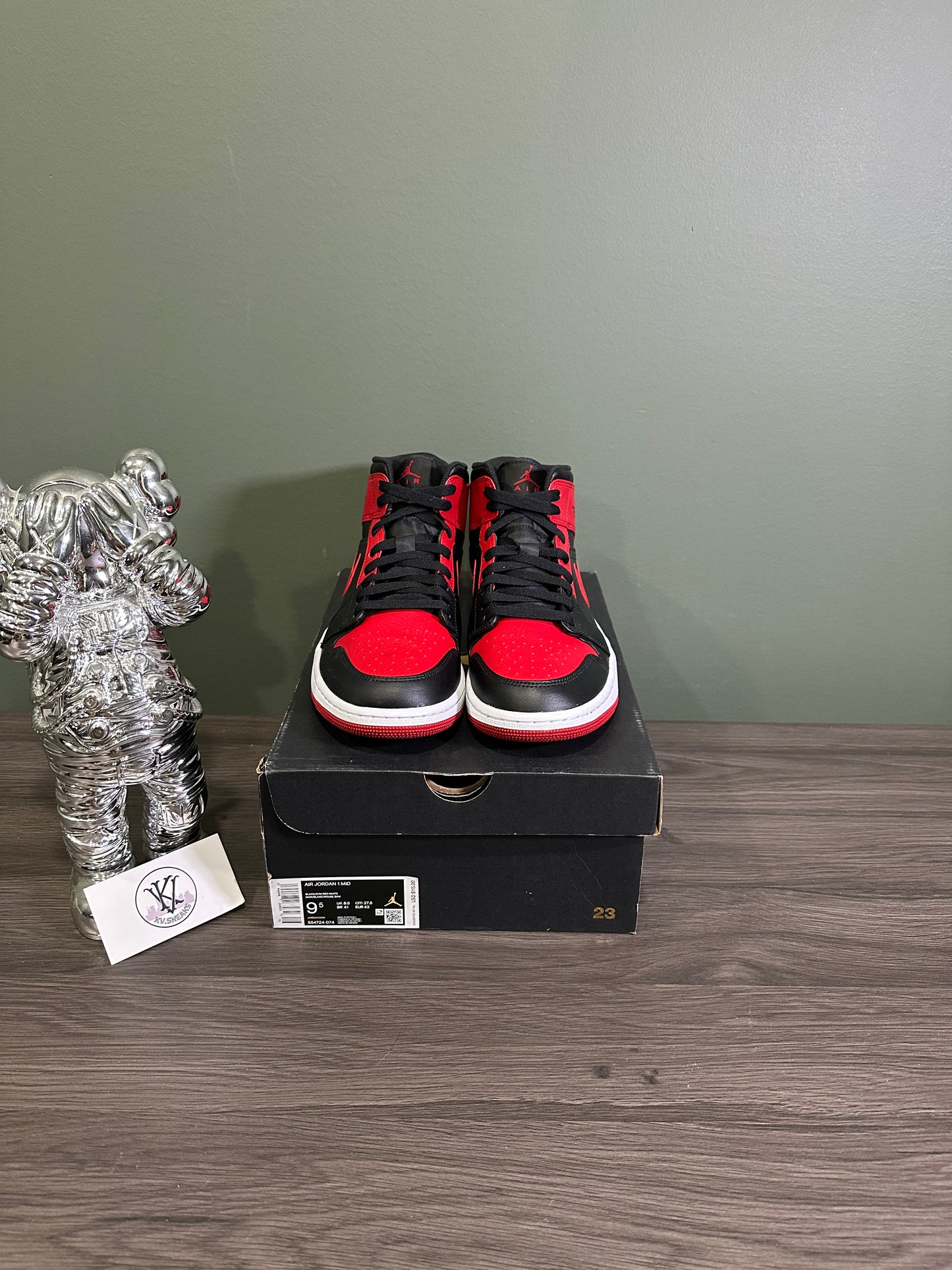 Jordan 1 Mid Banned 2020