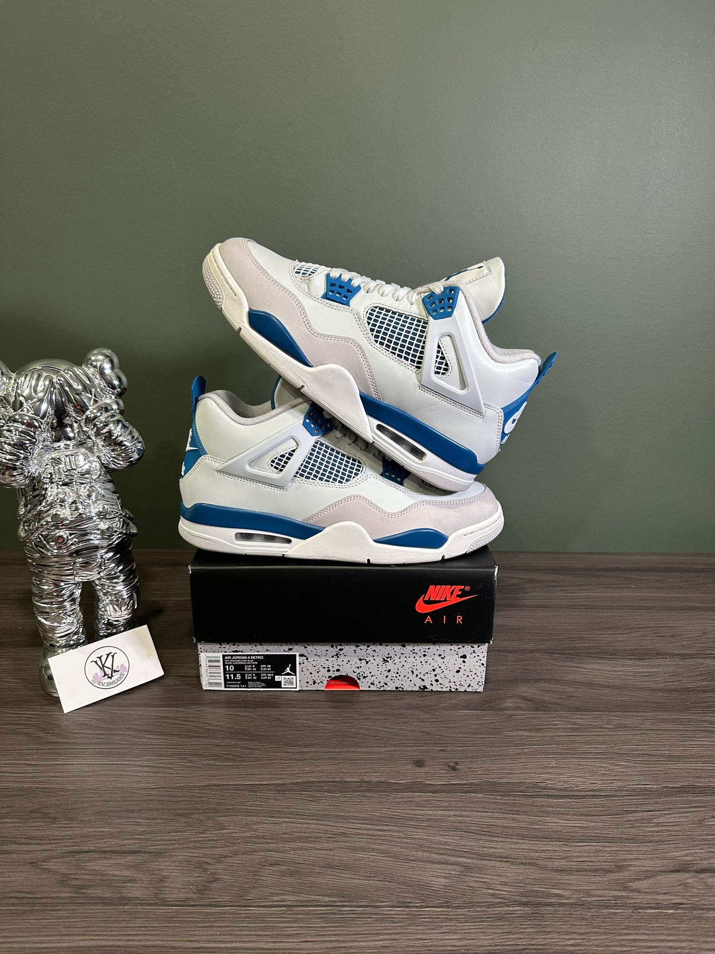 Jordan 4 Military Blue 2024