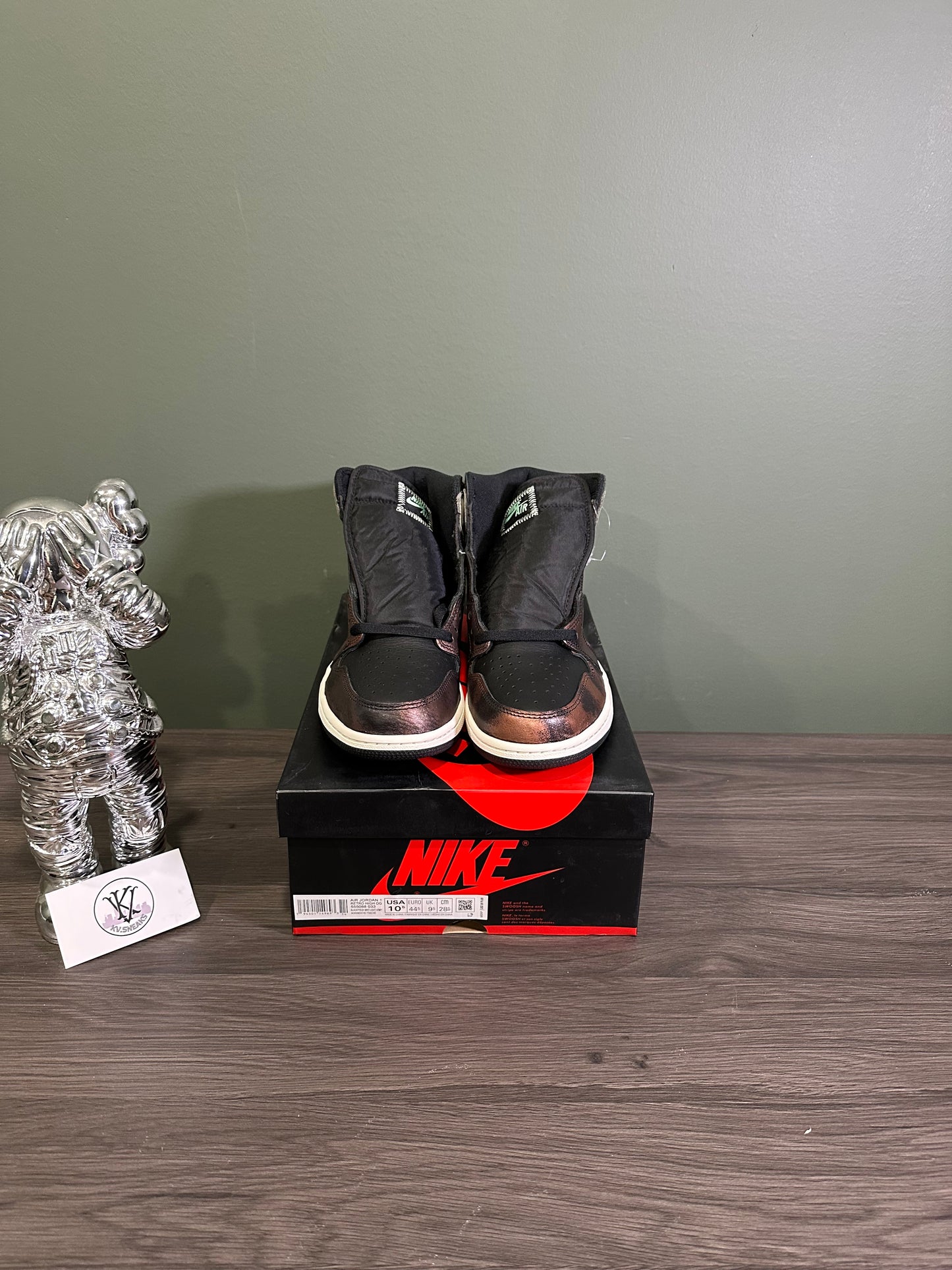 Jordan 1 High Shadow Patina