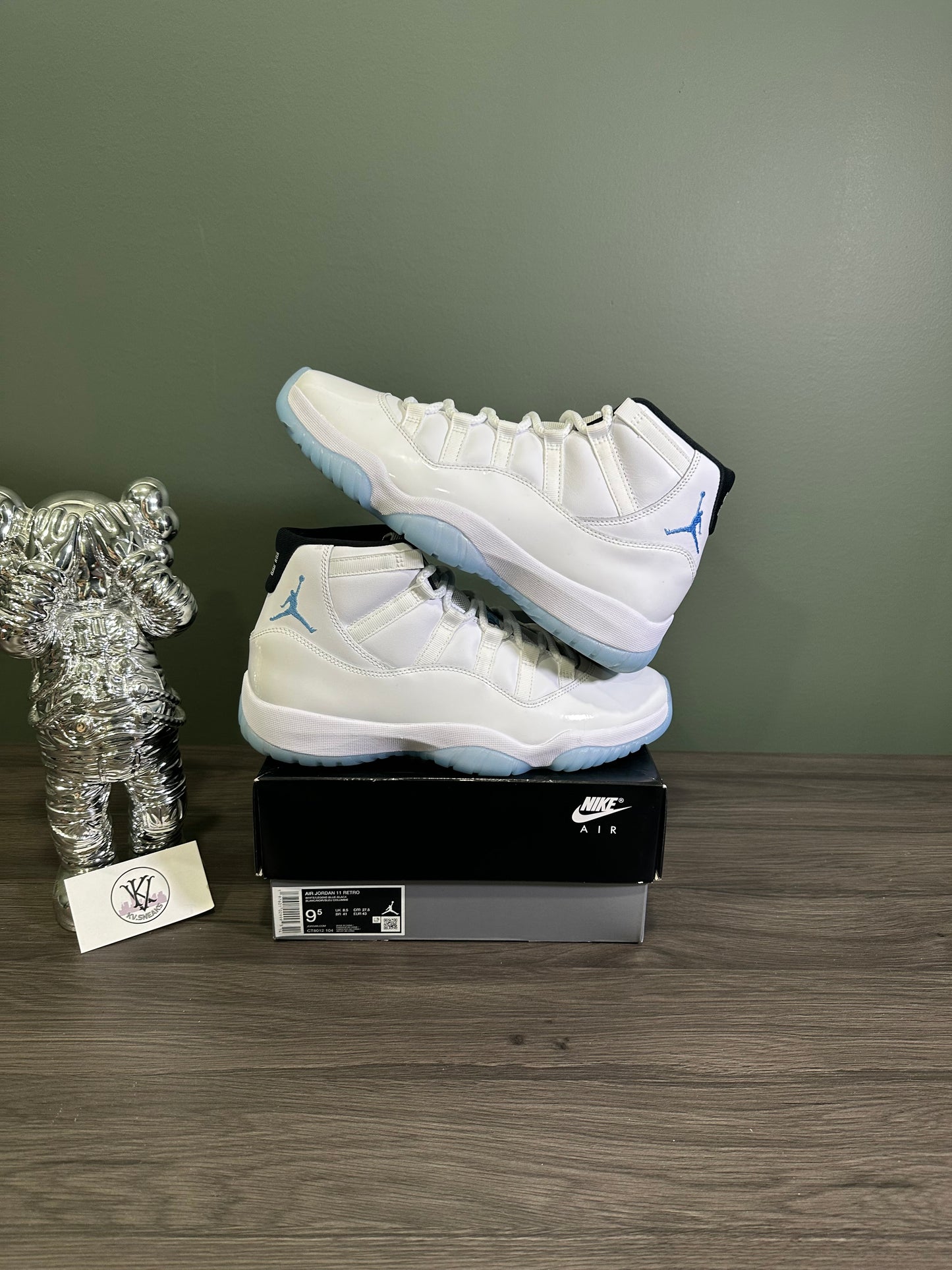 Jordan 11 Legend Blue 2024