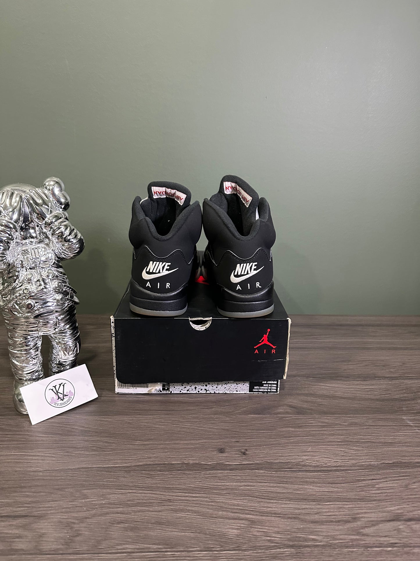 Jordan 5 Black Metallic 2016