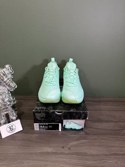 LeBron 14 Low Mint Foam