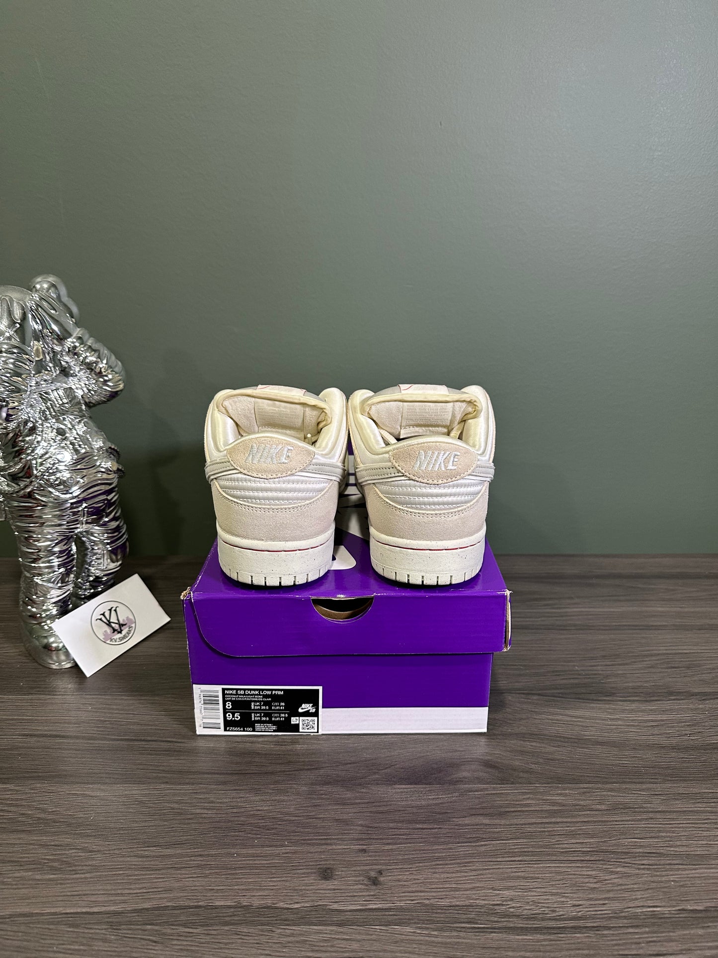 Dunk Low SB City Of Love Light Bone