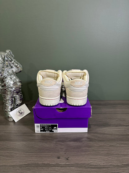 Dunk Low SB City Of Love Light Bone