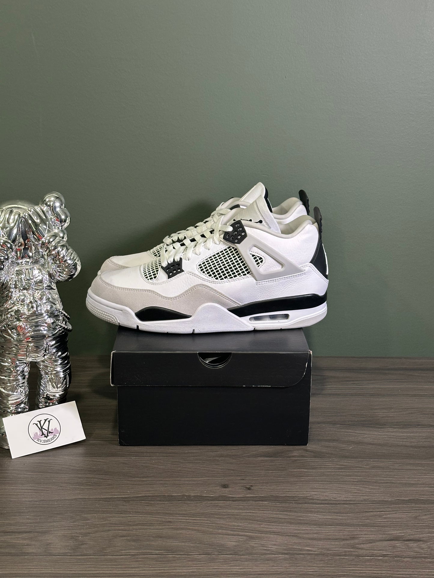 Jordan 4 Military Black