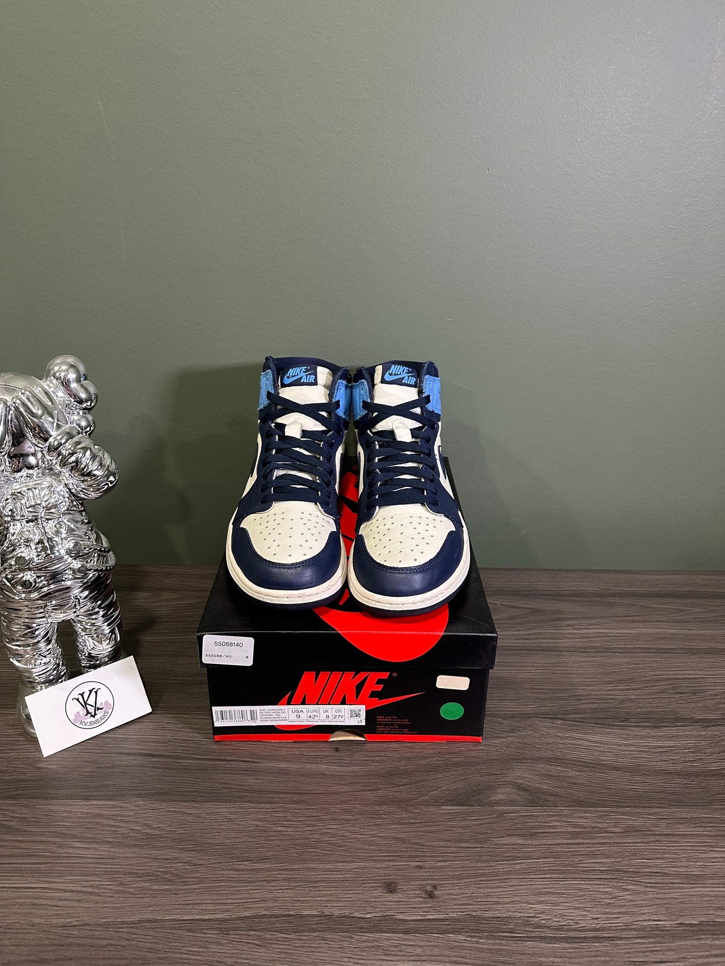 Jordan 1 High Obsidian UNC