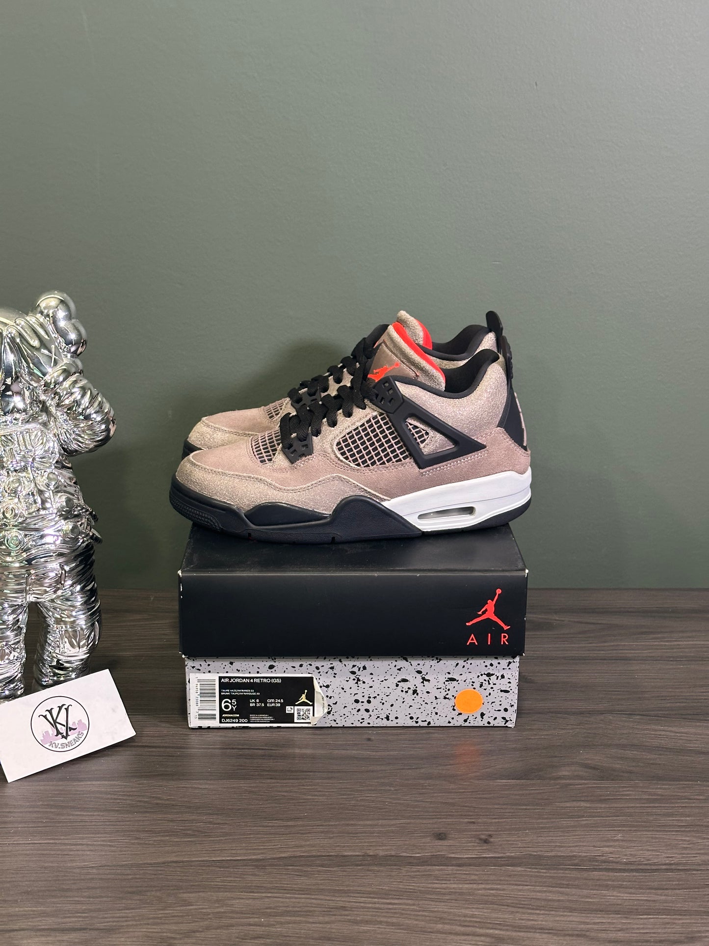 Jordan 4 Taupe Haze (GS)