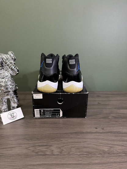 Jordan 11 Space Jam 2009