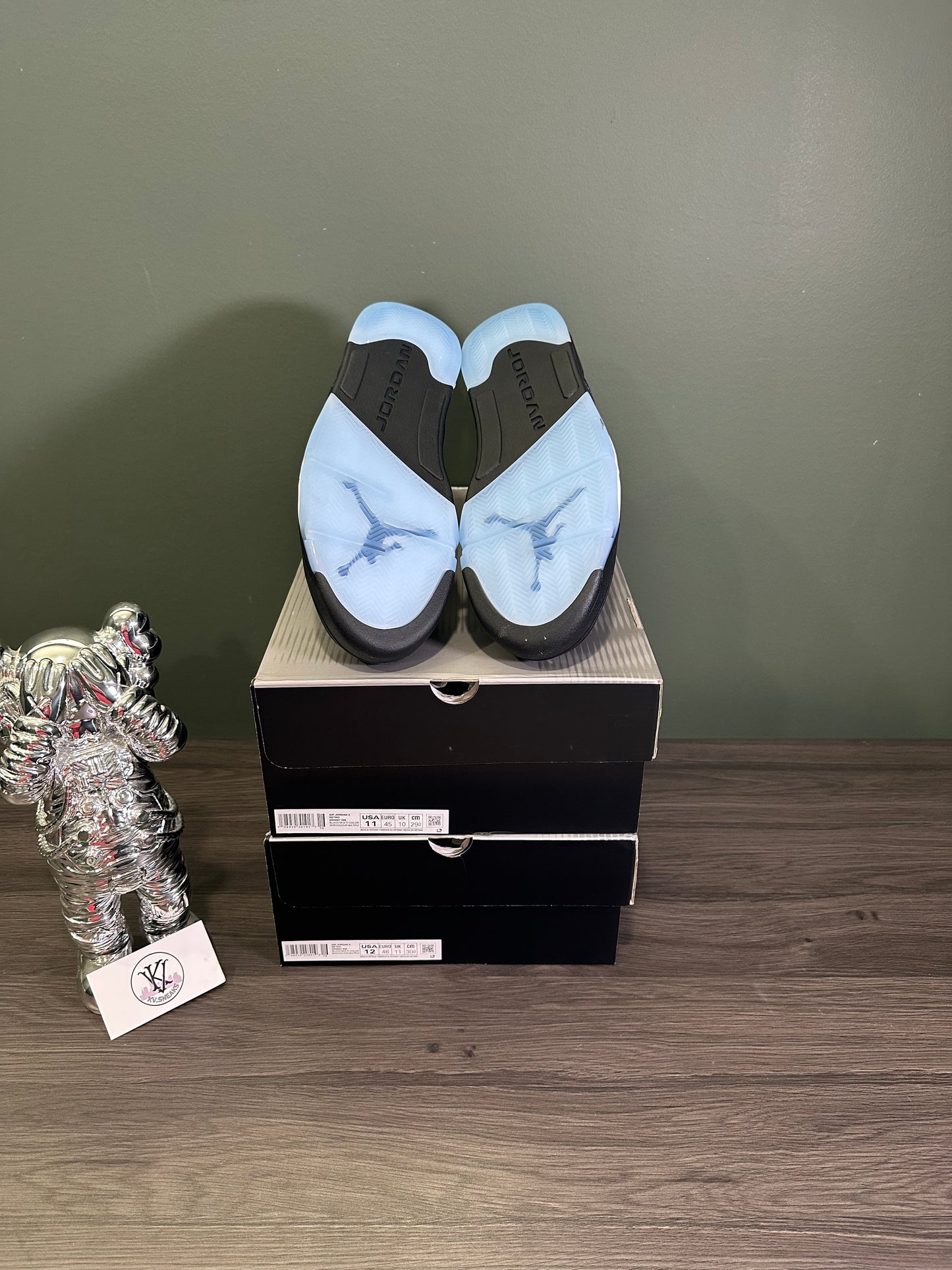 Jordan 5 Black University Blue 2026