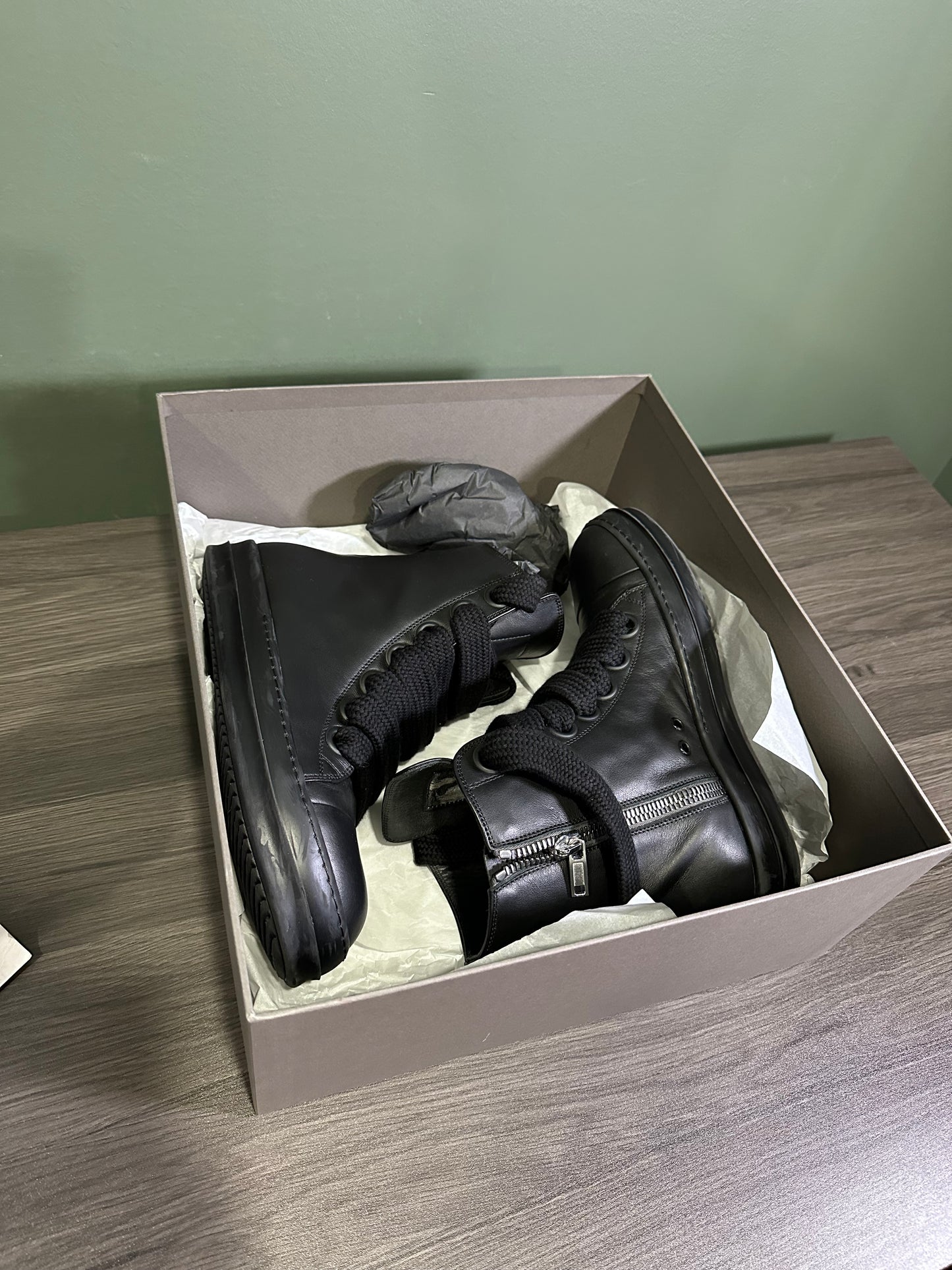 Rick Owens Black Temple Jumbolace