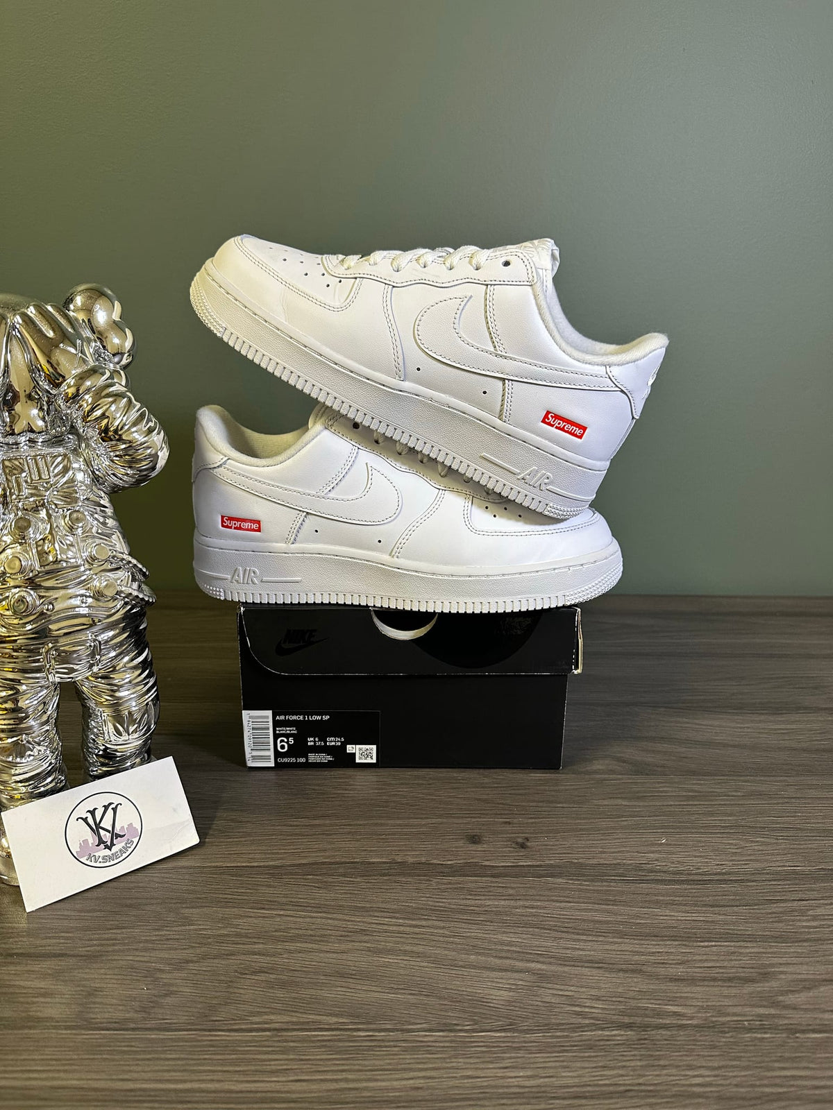 Nike Air Force 1 Low Supreme White