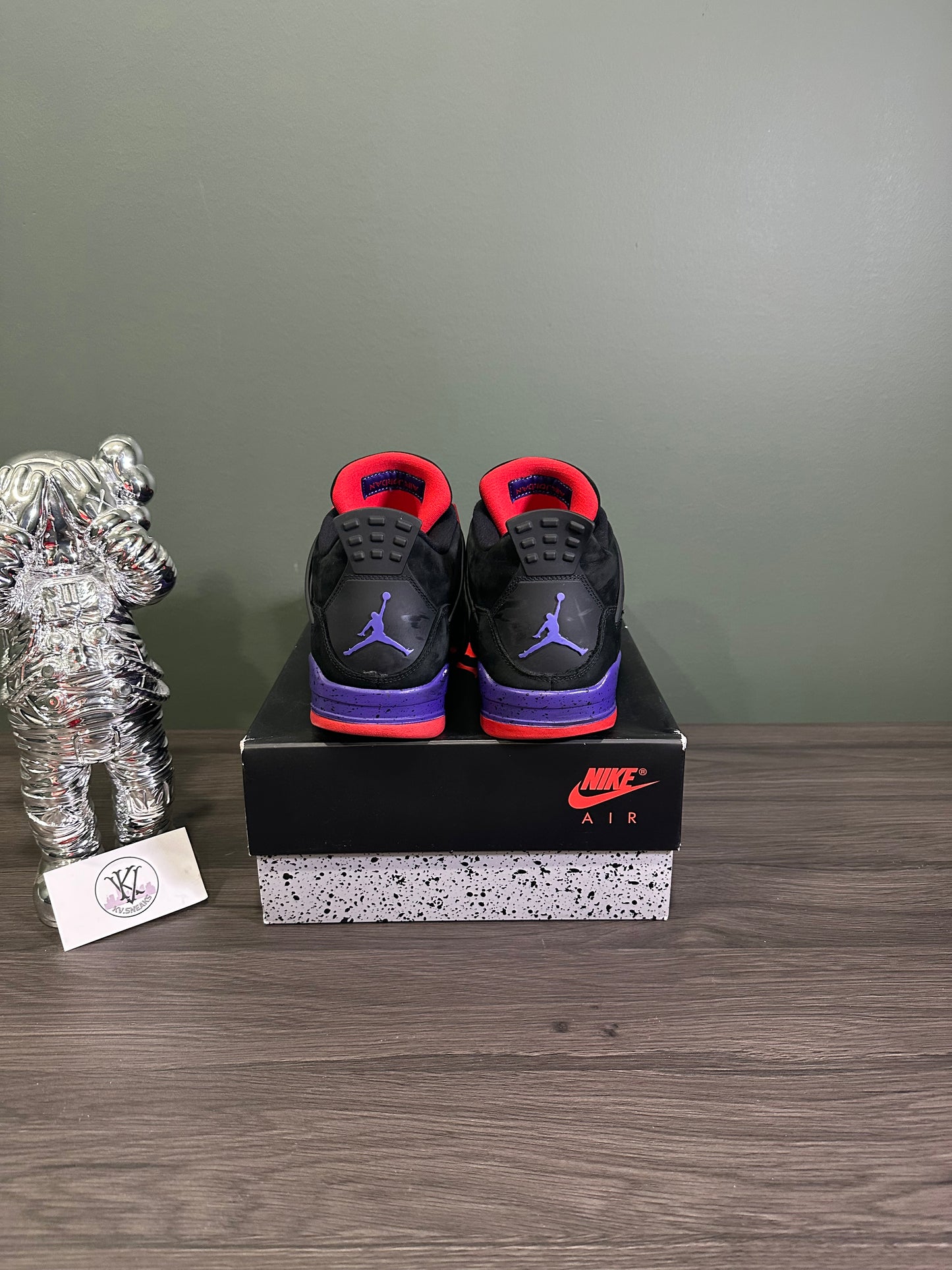 Jordan 4 Raptors Drake OVO