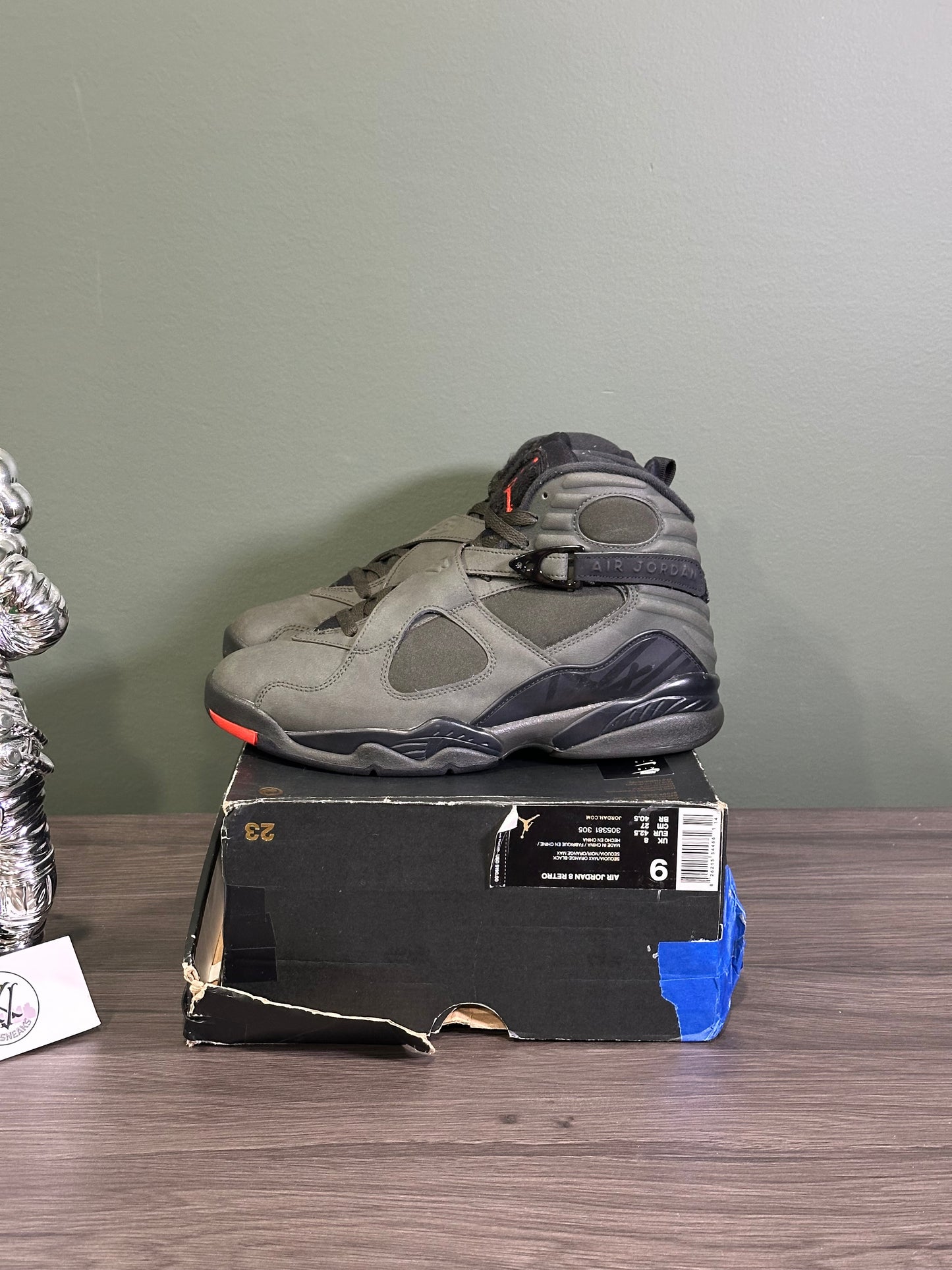 Jordan 8 Take Flight Undefeated